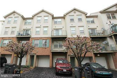 GLADE AT HUNTERS WOODS - Residential Lease