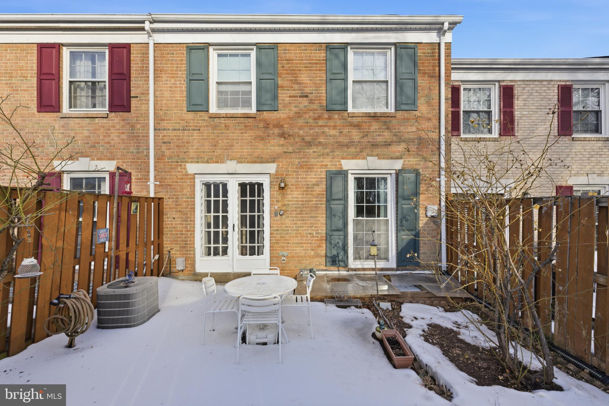 SPRINGFIELD VILLAGE - Residential