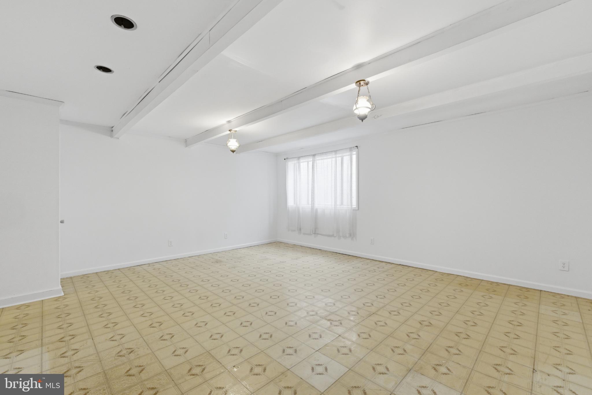 SPRINGFIELD VILLAGE - Residential