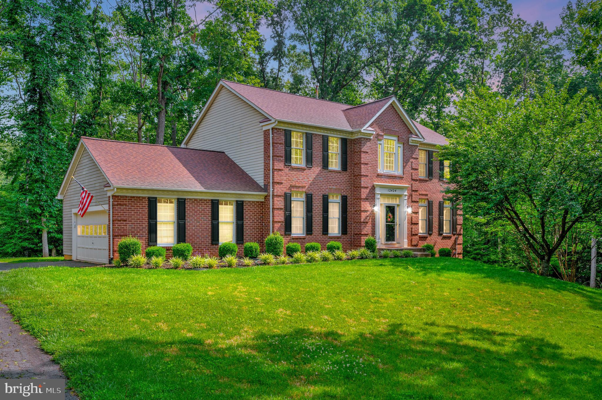This spacious brick colonial home sits on 1.24 acres in beautiful Gingerwood. The set back of this home offers real privacy, while still close to various amenities. The home has been well maintained, and includes $50,000 in updates and upgrades, to include:
New roof-2021, new flooring and stairs, completely repainted to include ceilings, completely remodeled primary bathroom, new recessed lighting, as well as newer appliances. Also, the wrap around deck with the private backyard offers a great entertainment space. The bedrooms are spacious, and the basment is also another perfect space for entertaining, with a walkout to the backyard. This is the definition of "move in" ready!