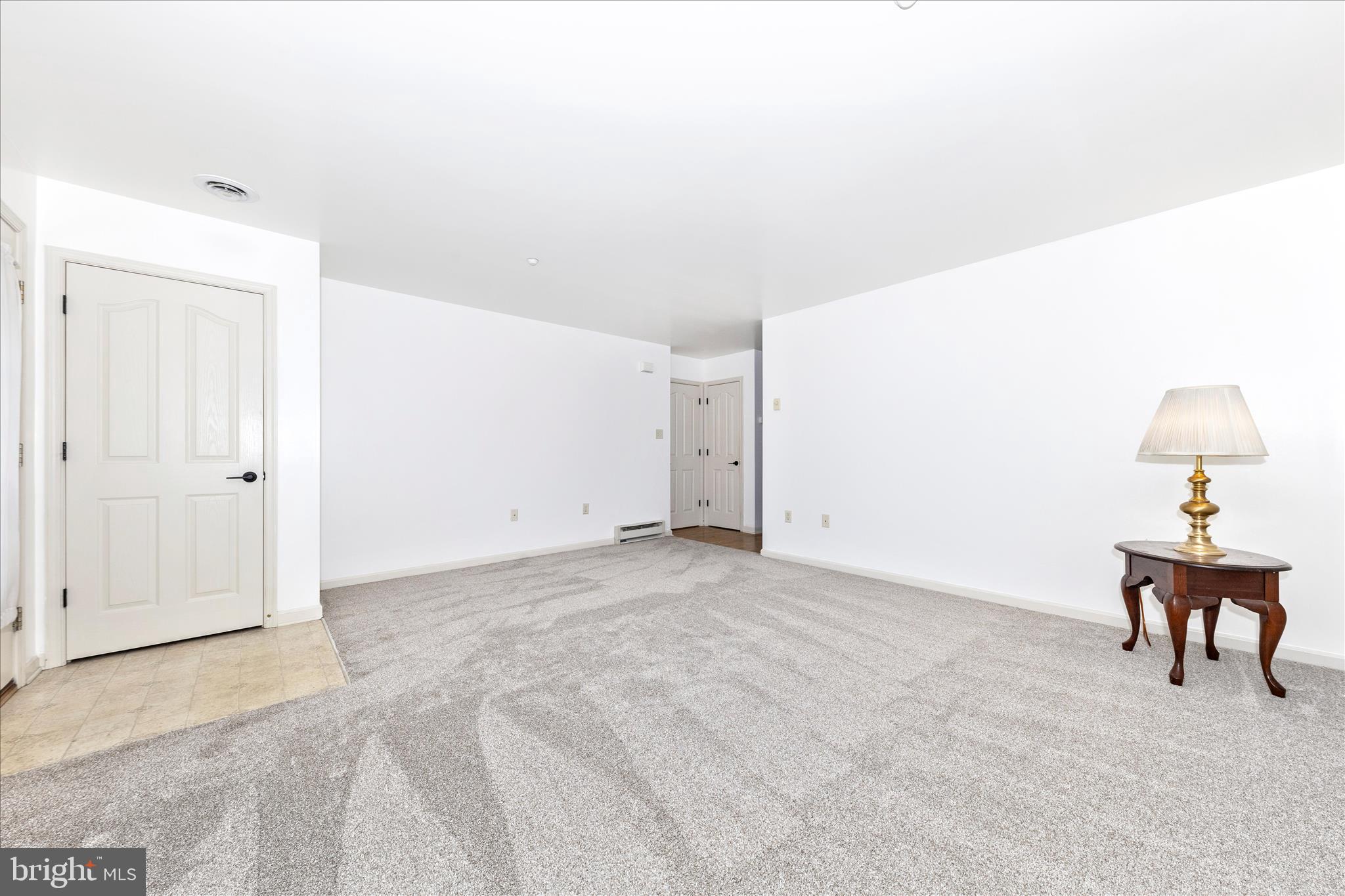 SOUTH POINTE - Residential