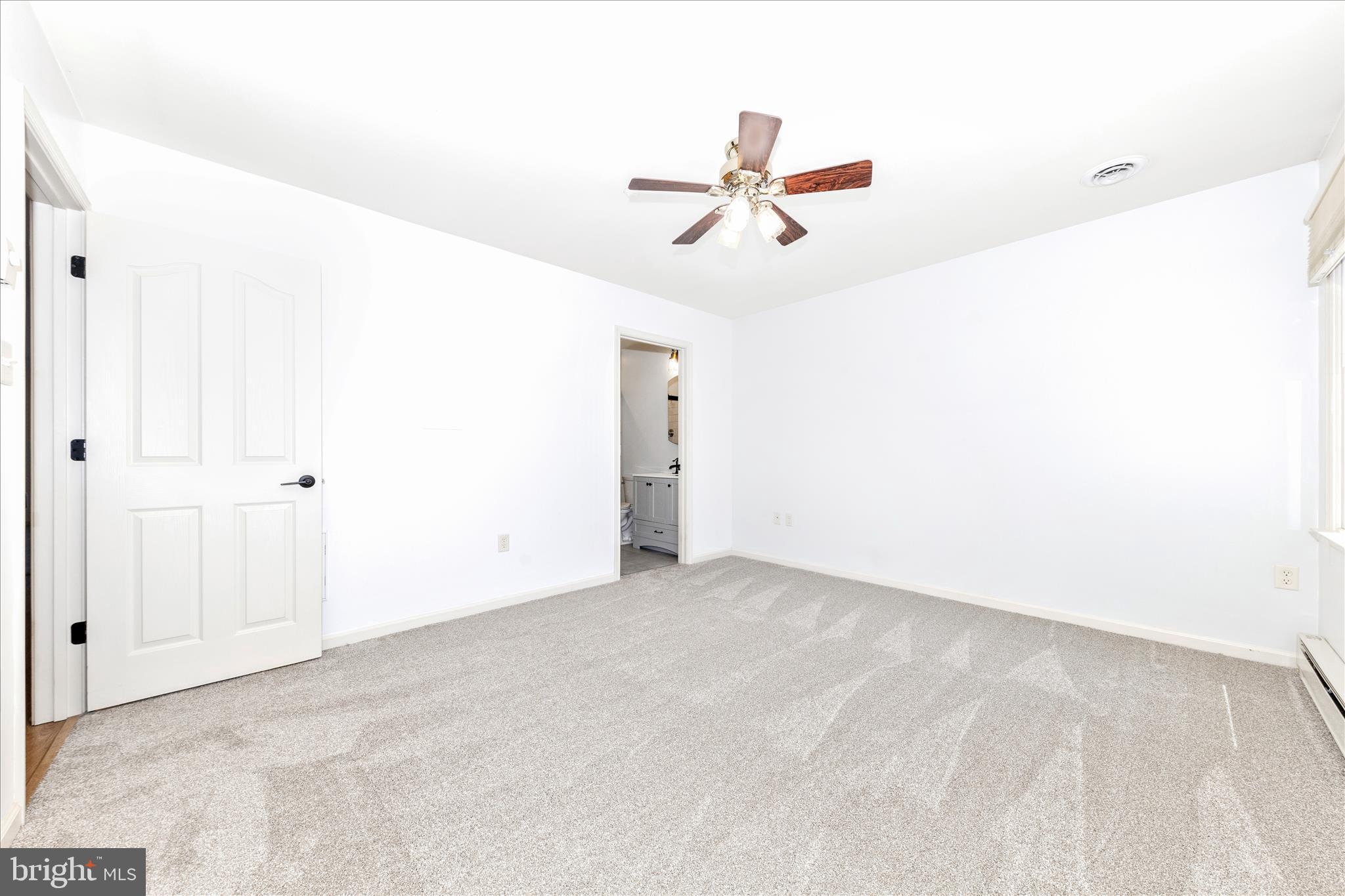 SOUTH POINTE - Residential