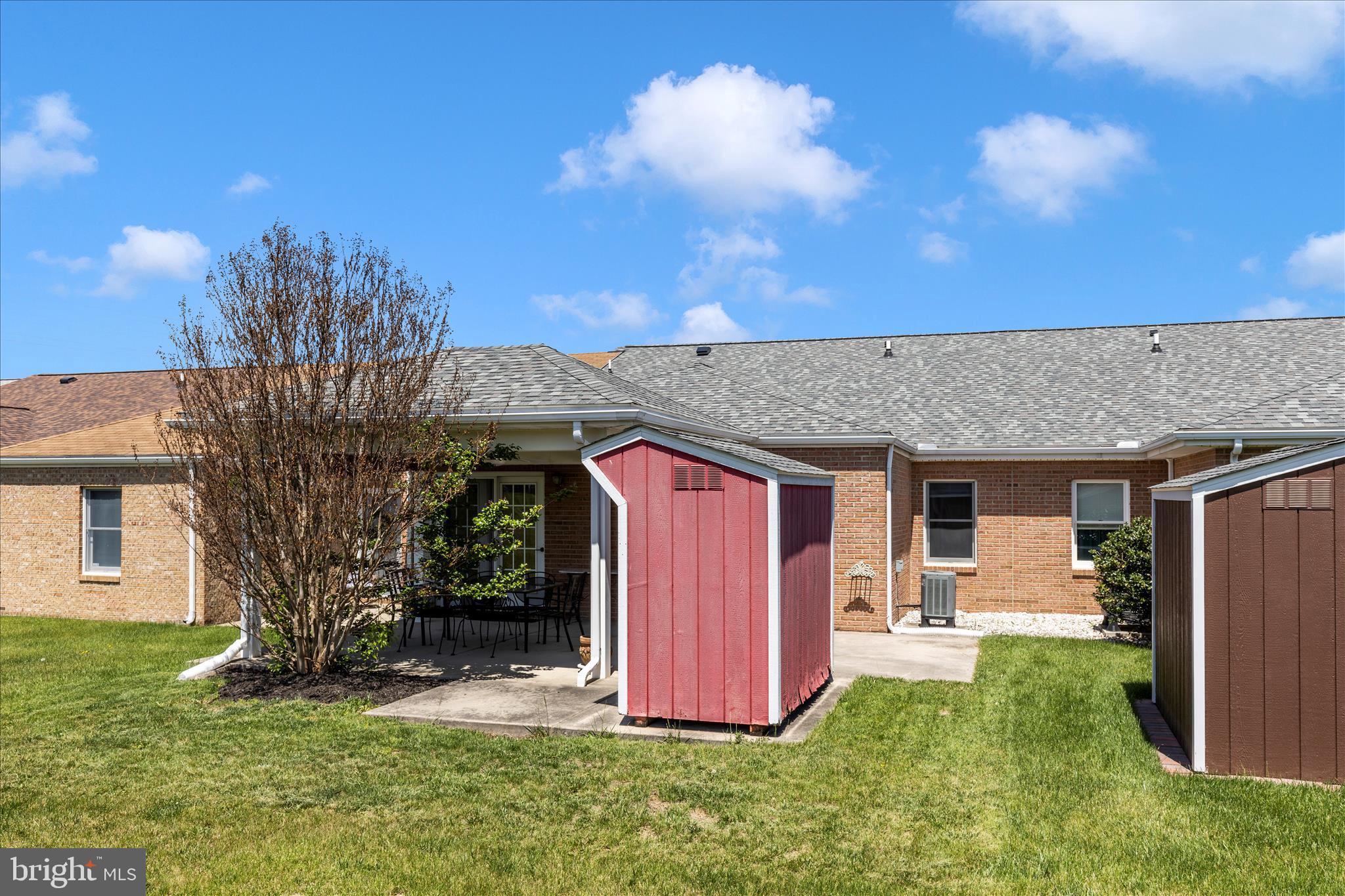 SOUTH POINTE - Residential