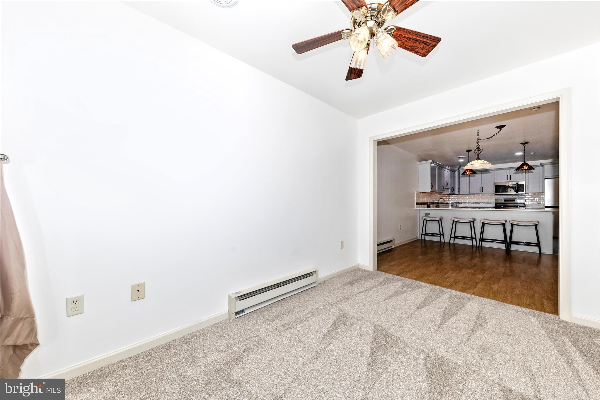 SOUTH POINTE - Residential