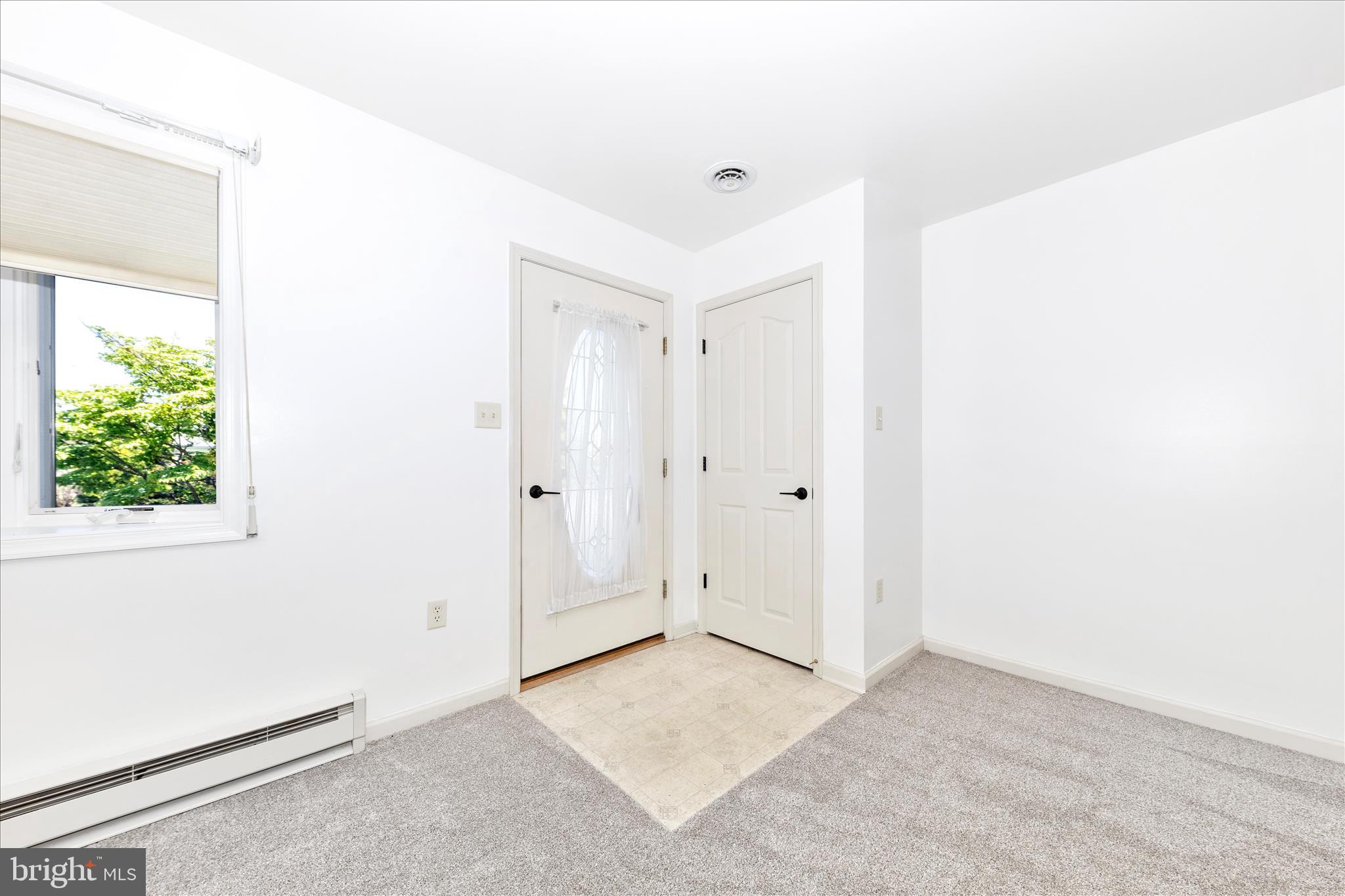 SOUTH POINTE - Residential