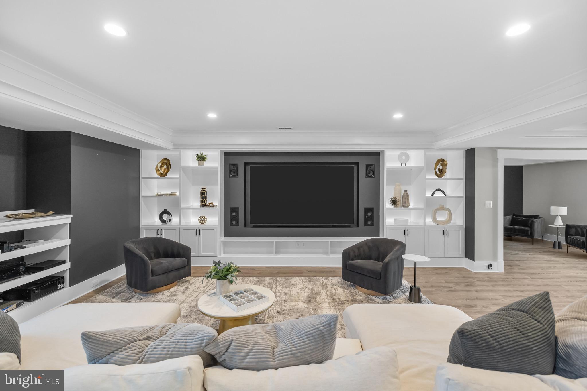 WESTBRIAR COUNTRY CLUB HILLS - Residential