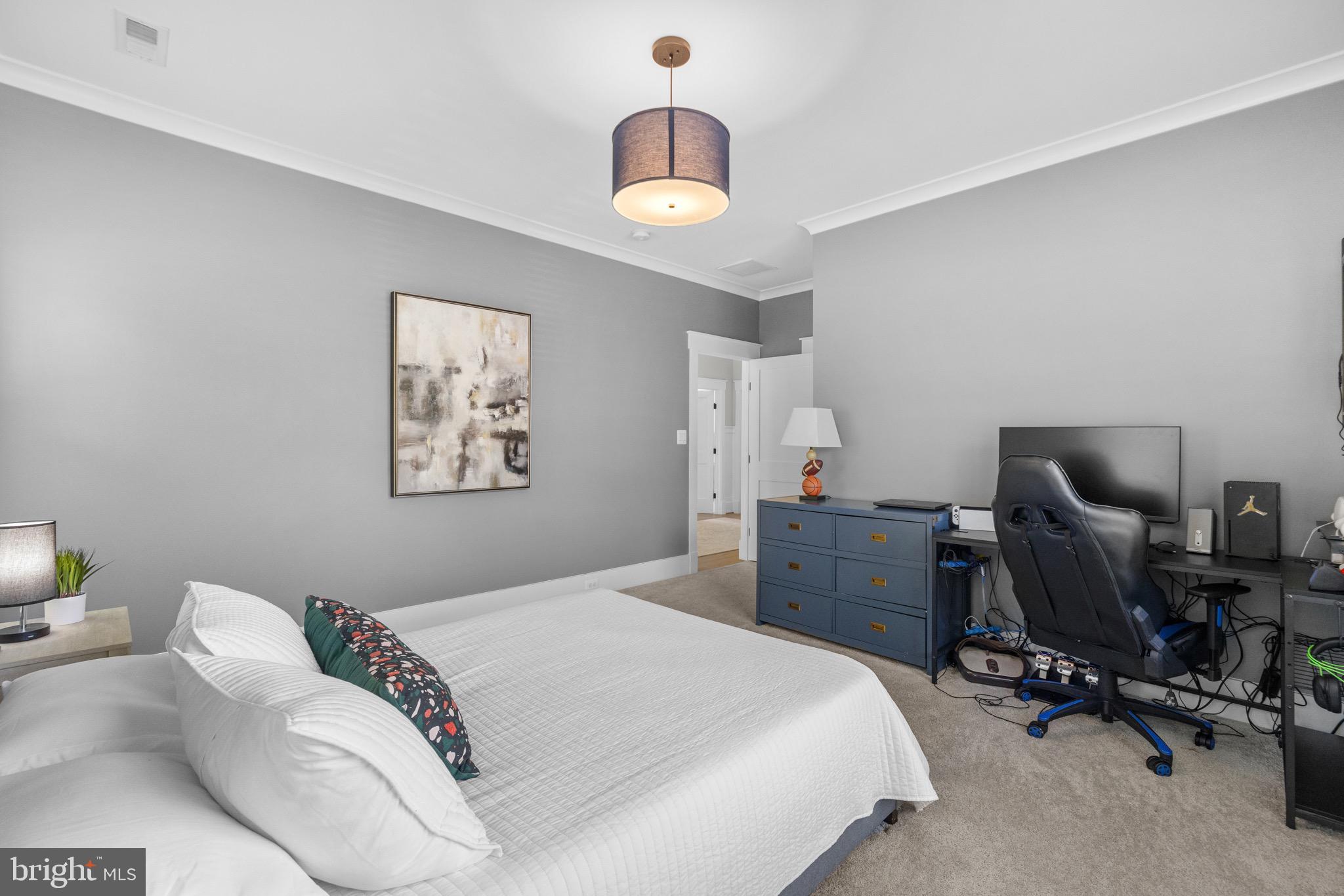 WESTBRIAR COUNTRY CLUB HILLS - Residential