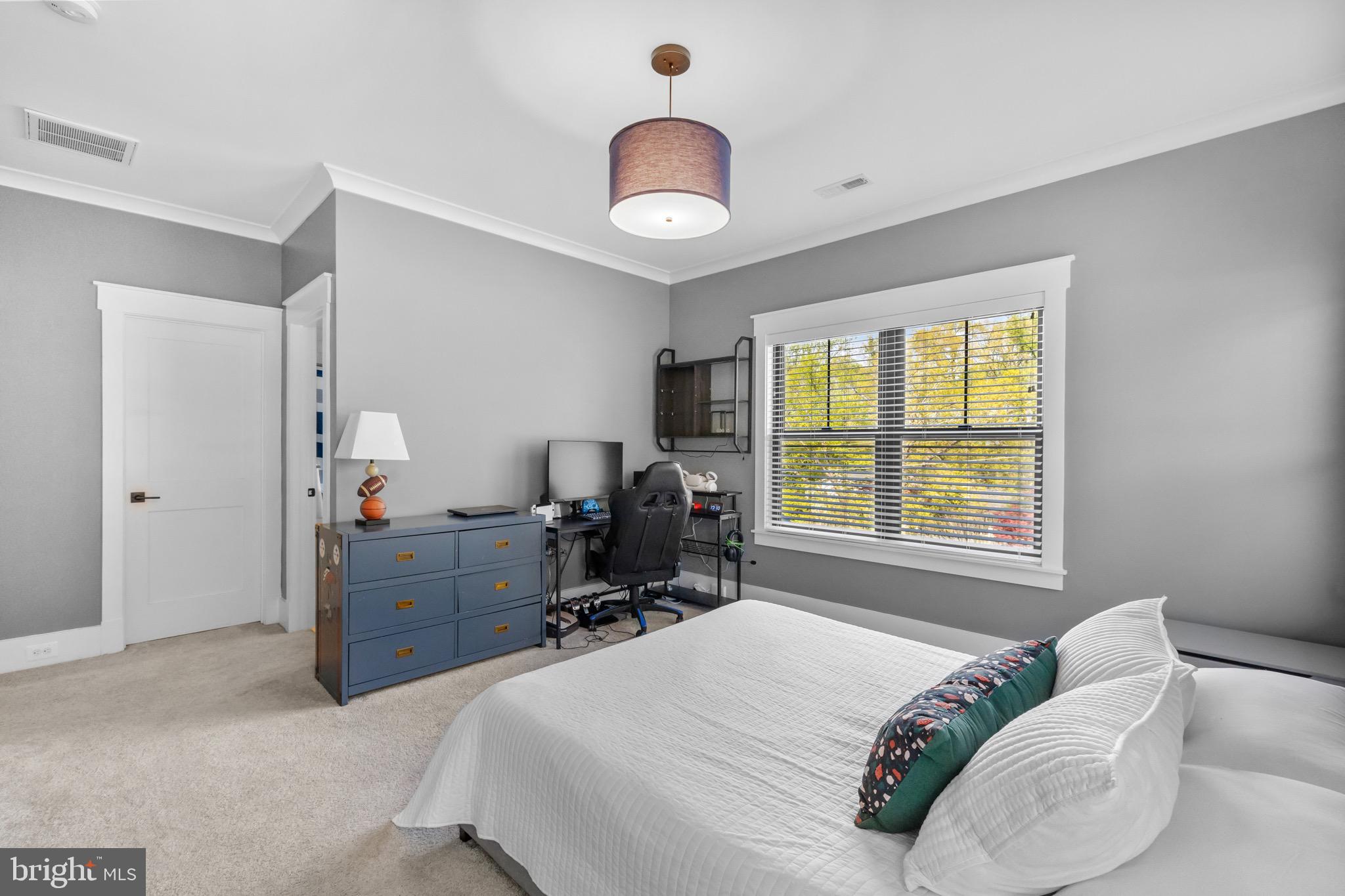 WESTBRIAR COUNTRY CLUB HILLS - Residential