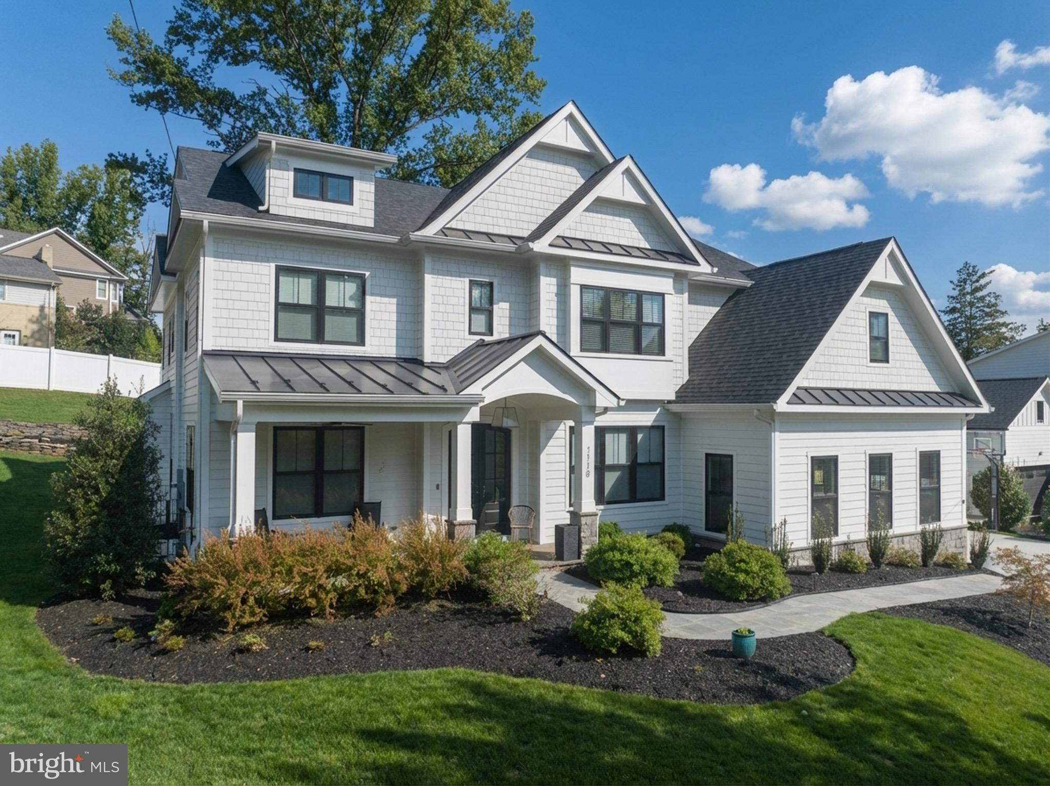 1118 WESTBRIAR COURT NE