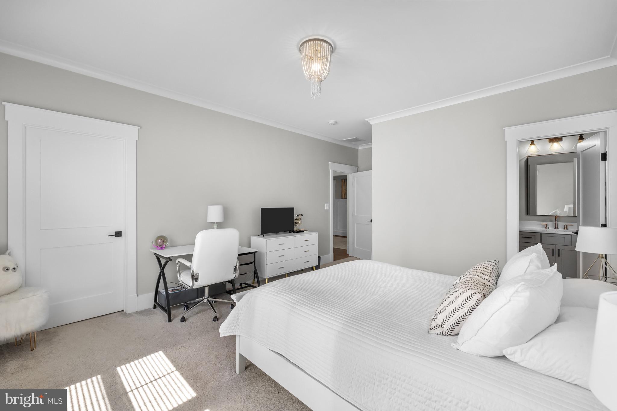 WESTBRIAR COUNTRY CLUB HILLS - Residential