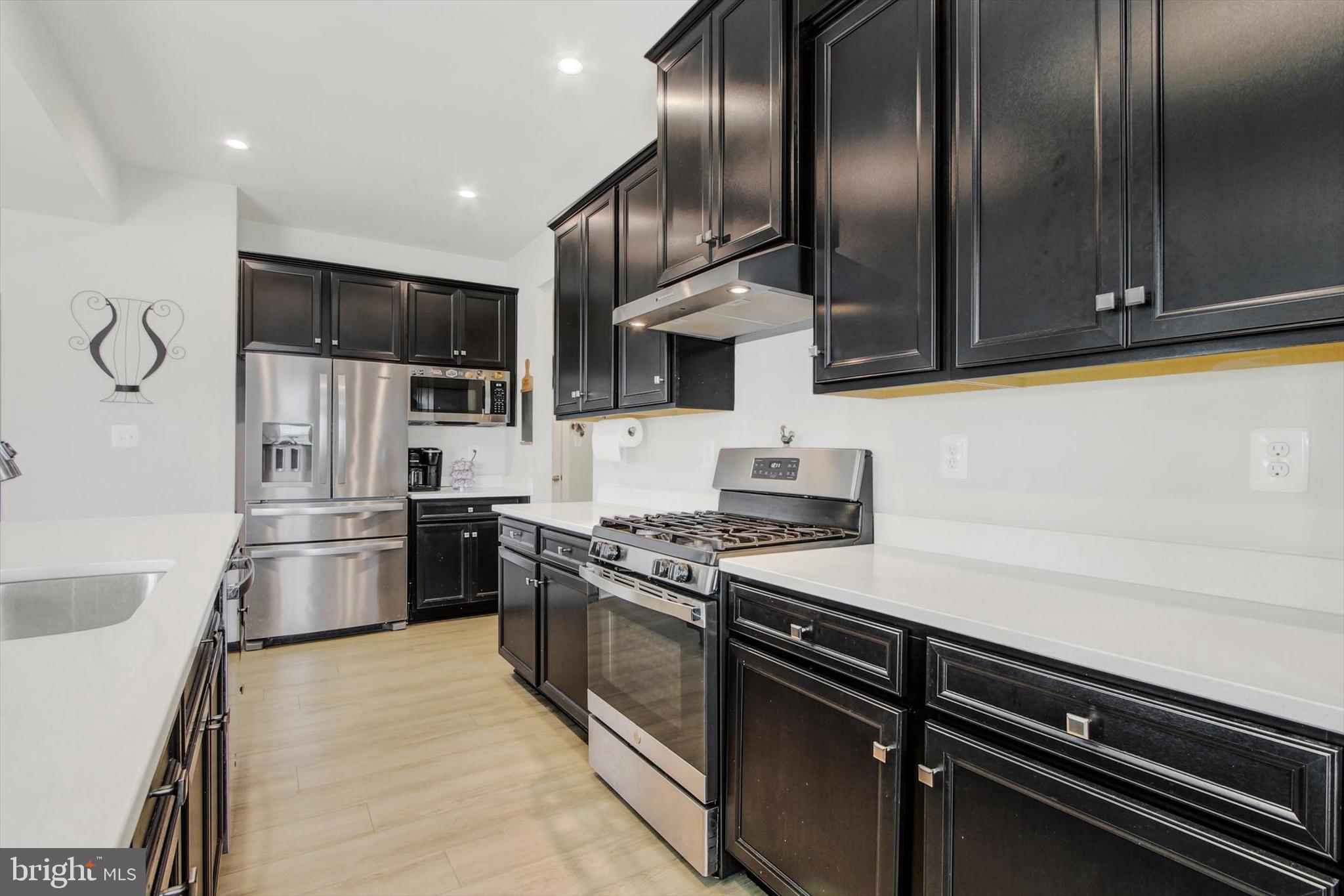 HIGH POINTE AT ROJEN FARMS - Residential