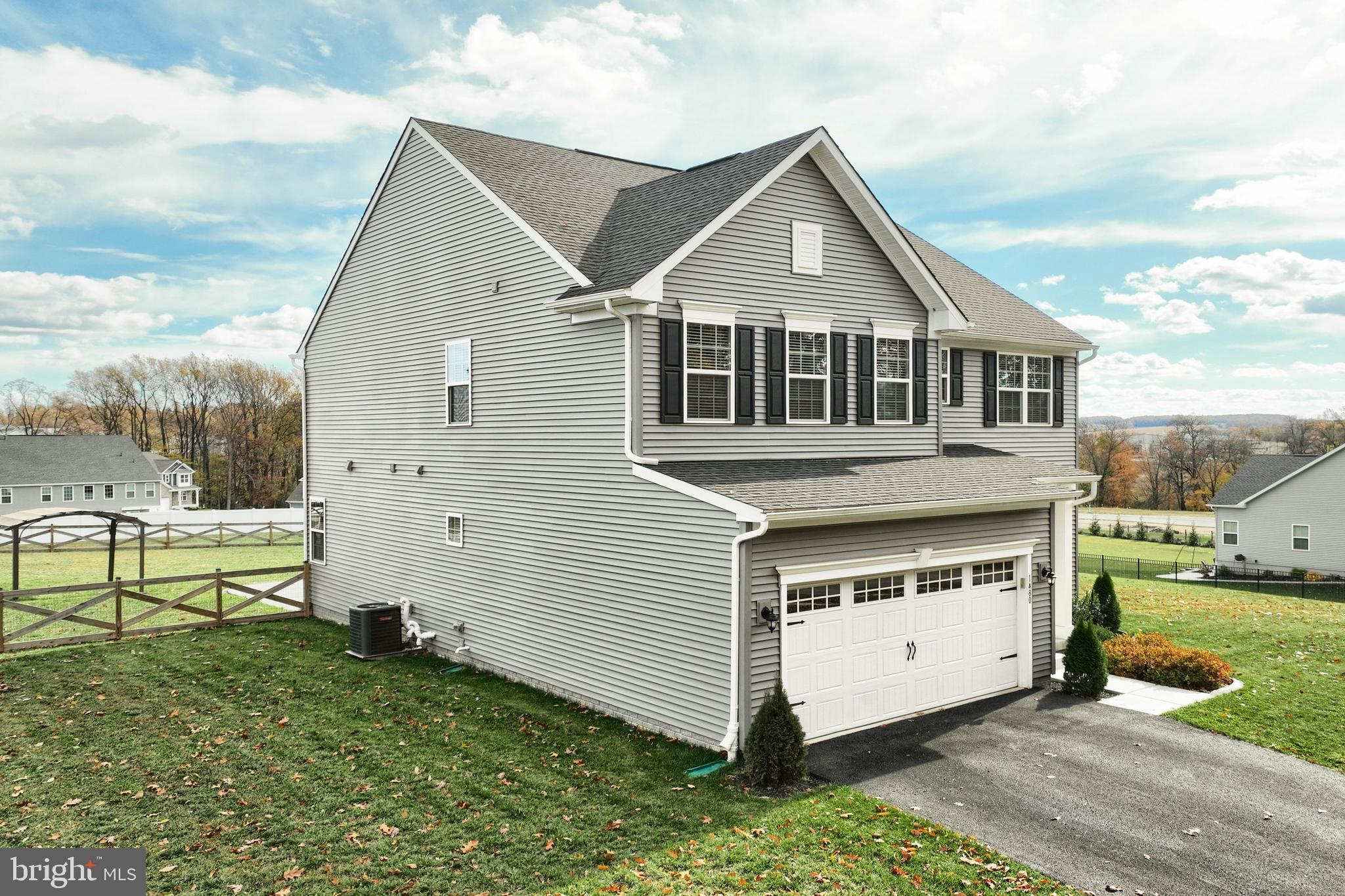 HIGH POINTE AT ROJEN FARMS - Residential