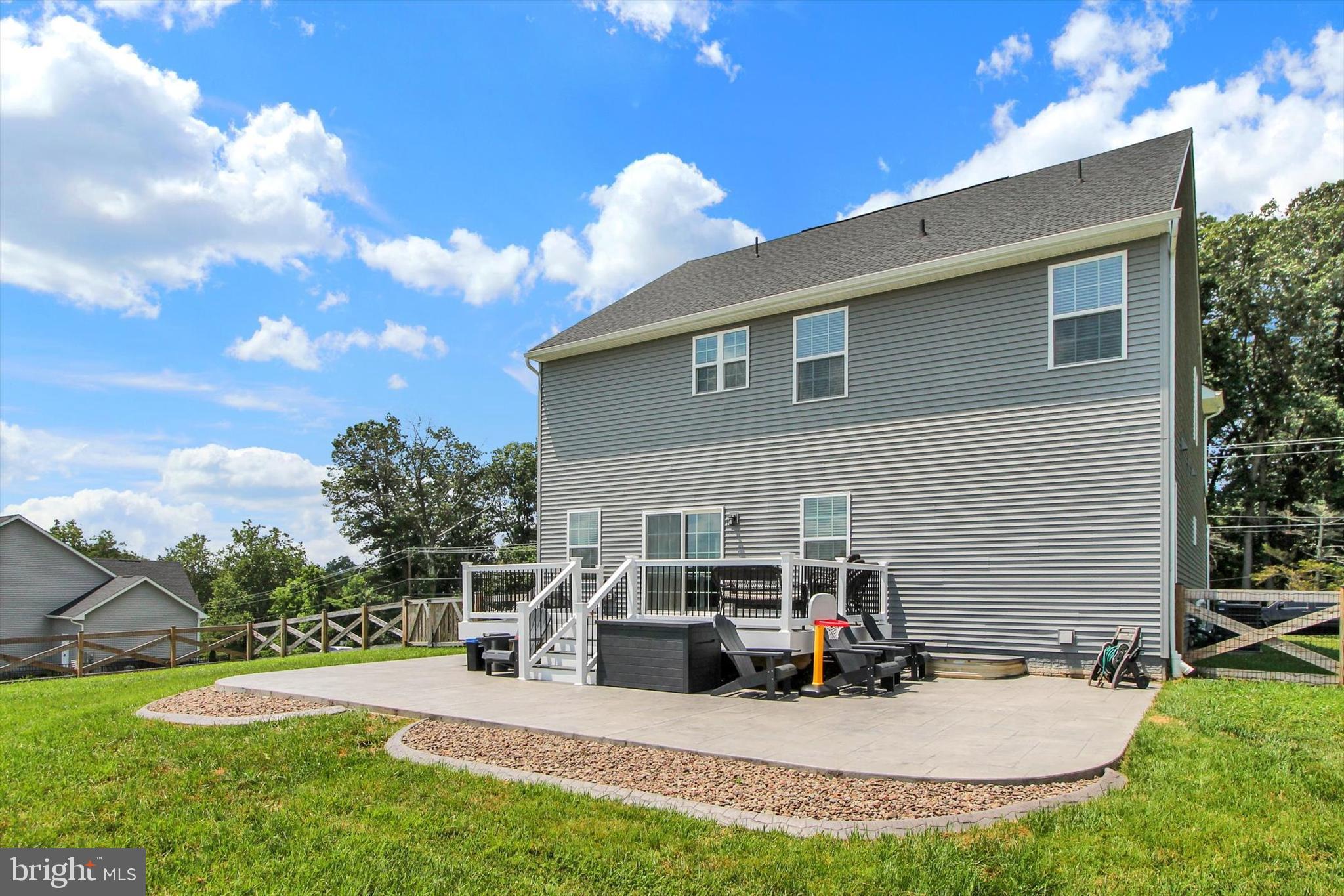 HIGH POINTE AT ROJEN FARMS - Residential