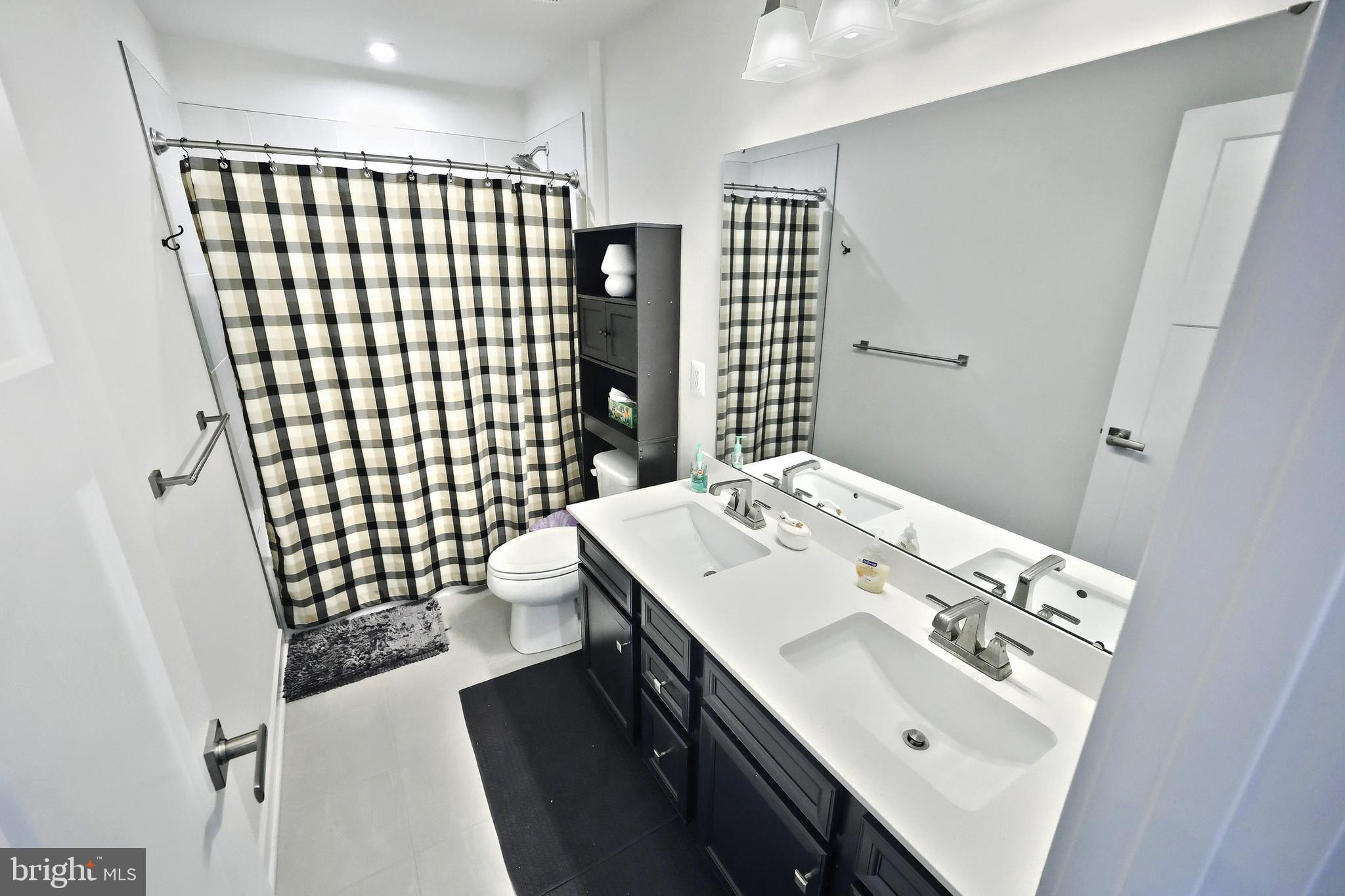 HIGH POINTE AT ROJEN FARMS - Residential