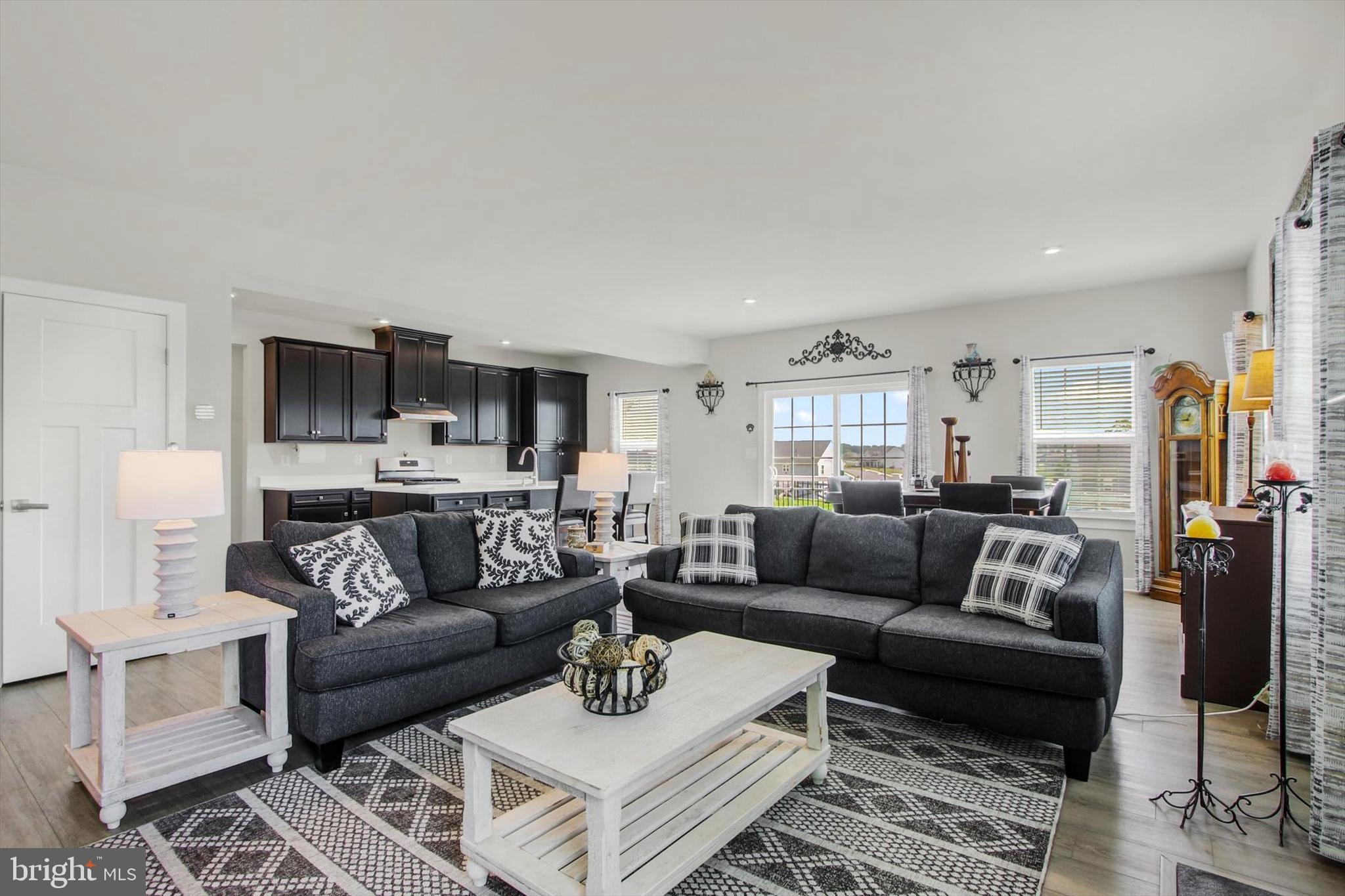 HIGH POINTE AT ROJEN FARMS - Residential