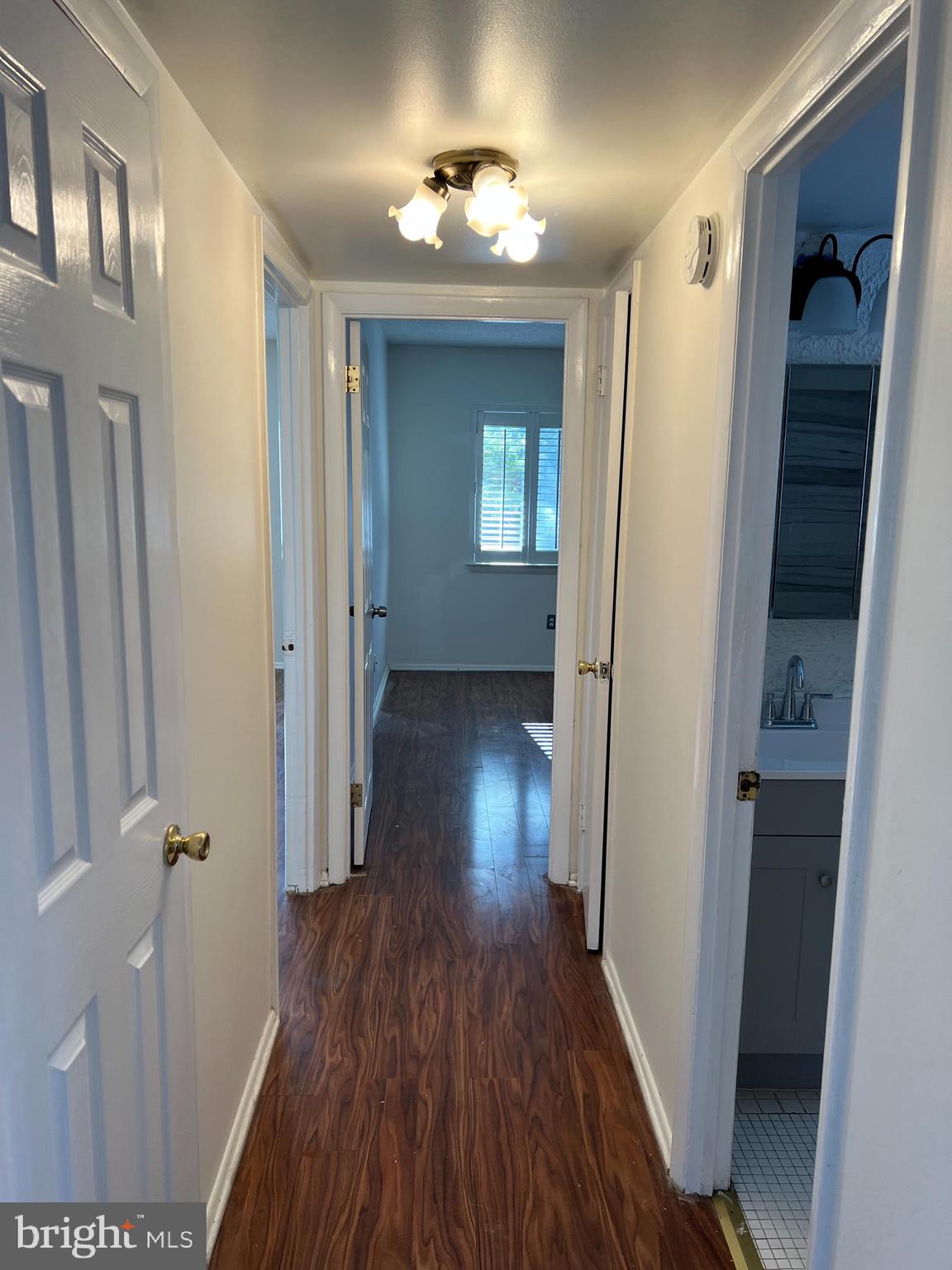 DANBURY VILLAGE - Residential