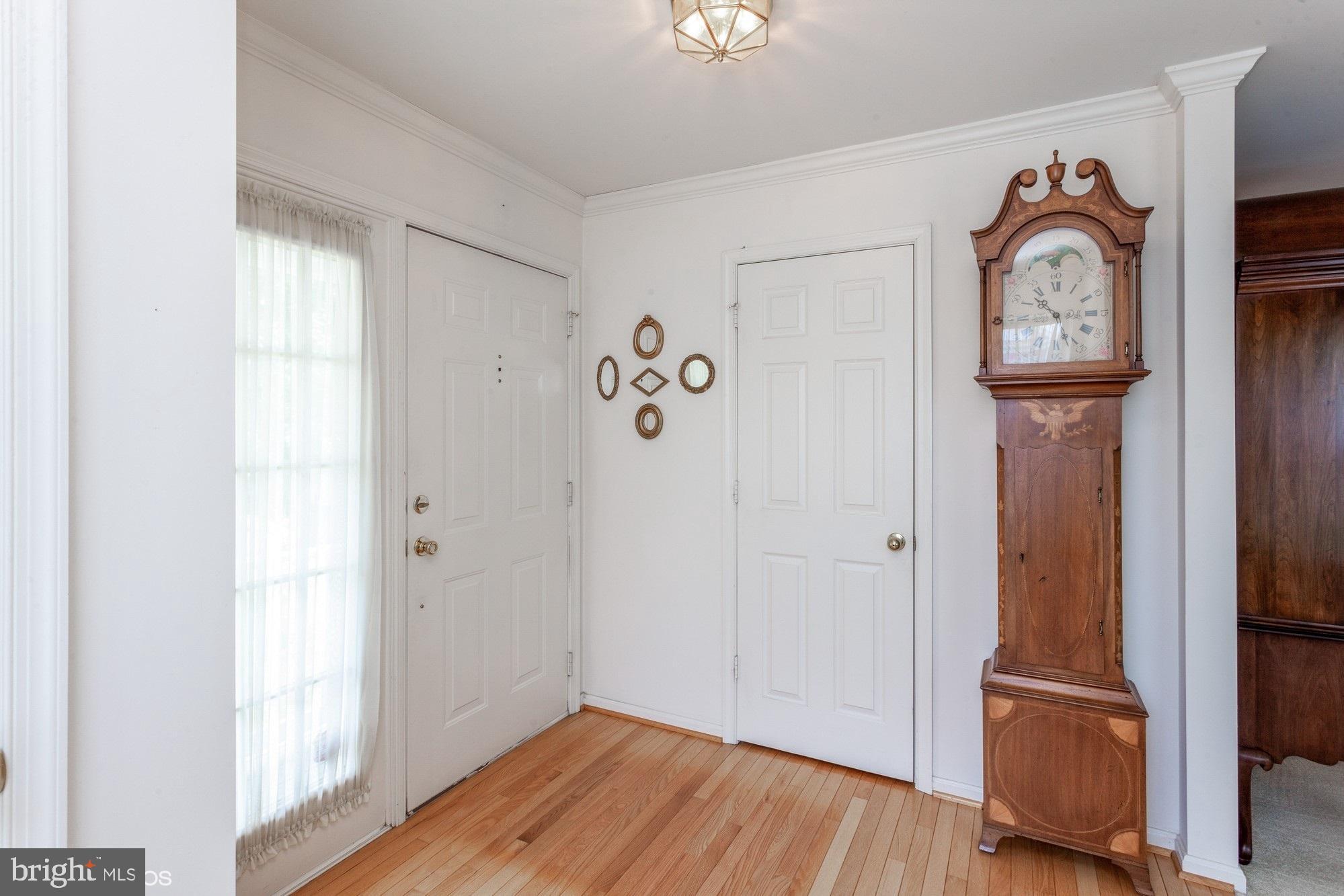 GOLDSBOROUGH MANOR - Residential