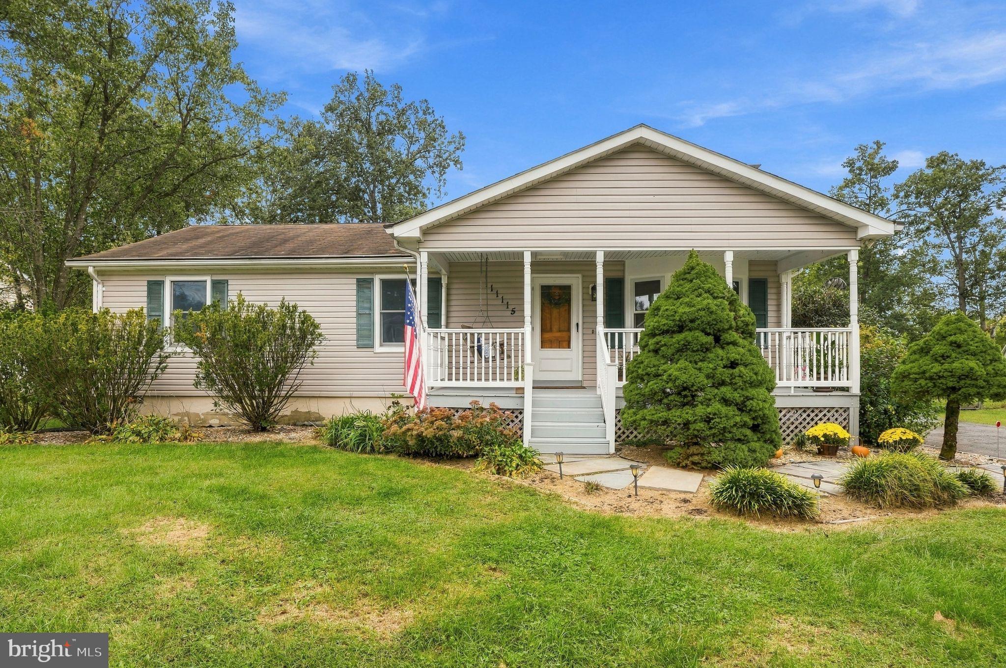 11115 CEDAR LANE