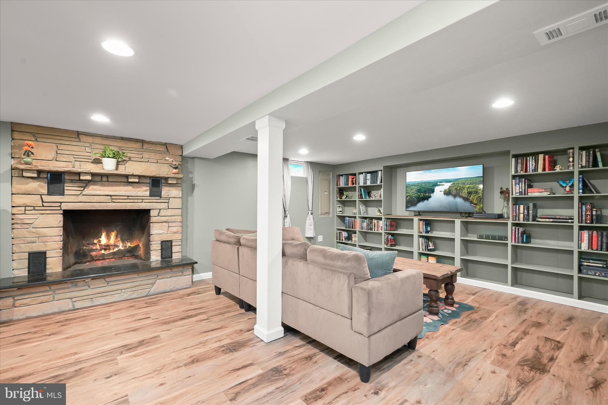 TIMBER RIDGE - Residential