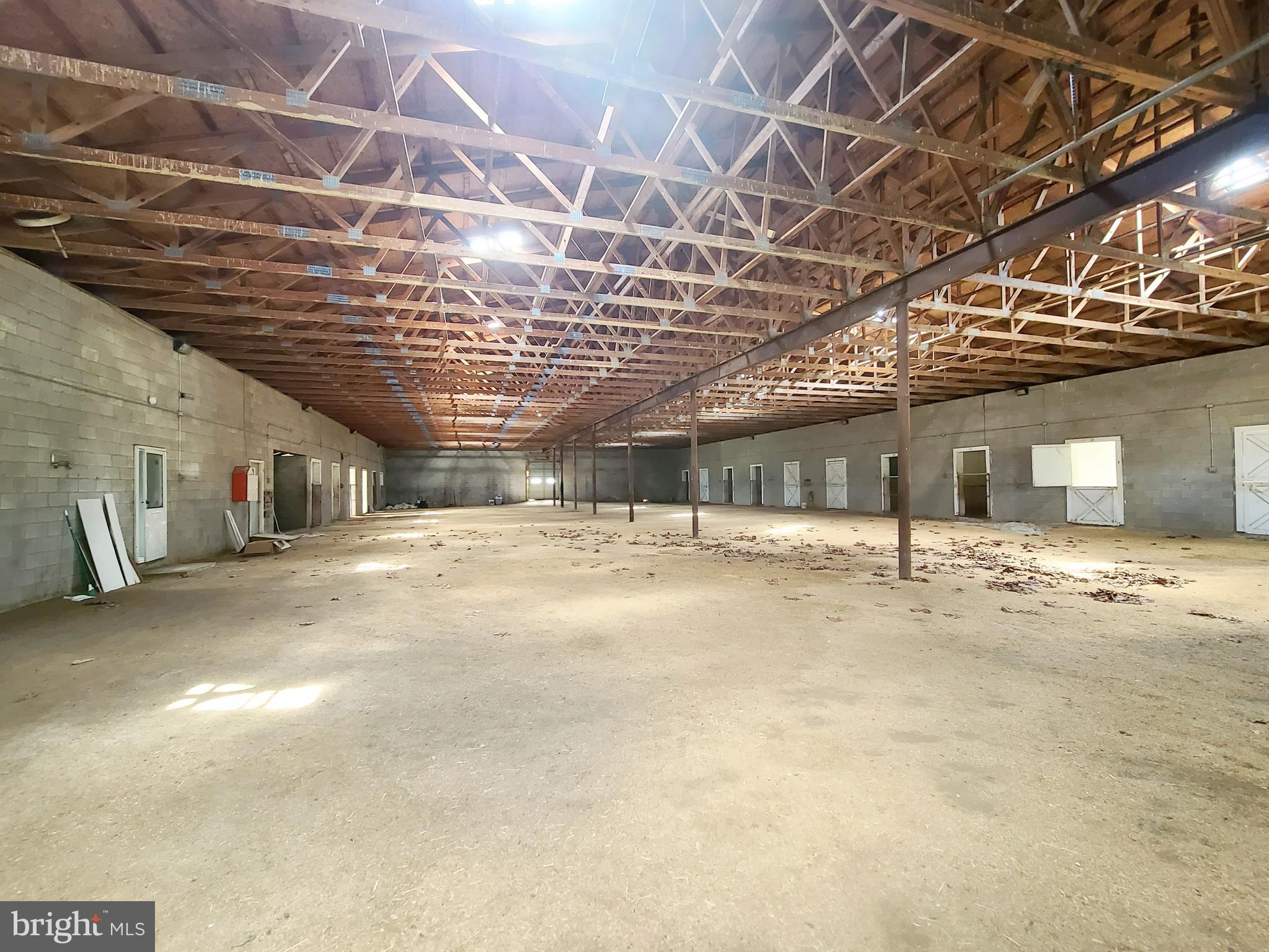 HUNT VALLEY - Residential Lease