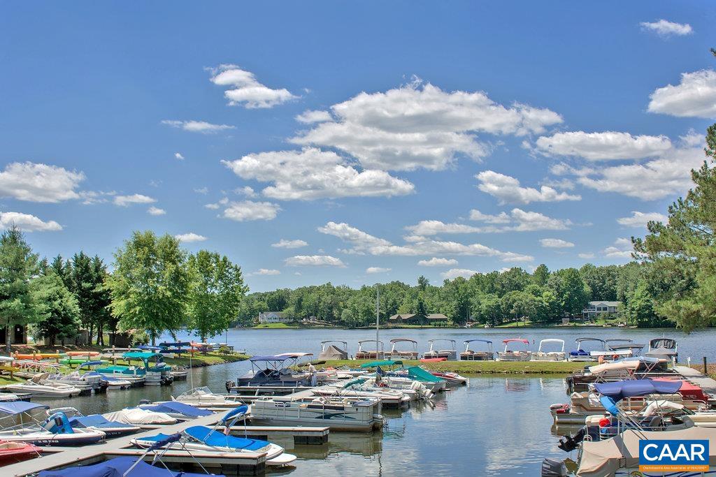 LAKE MONTICELLO - Residential