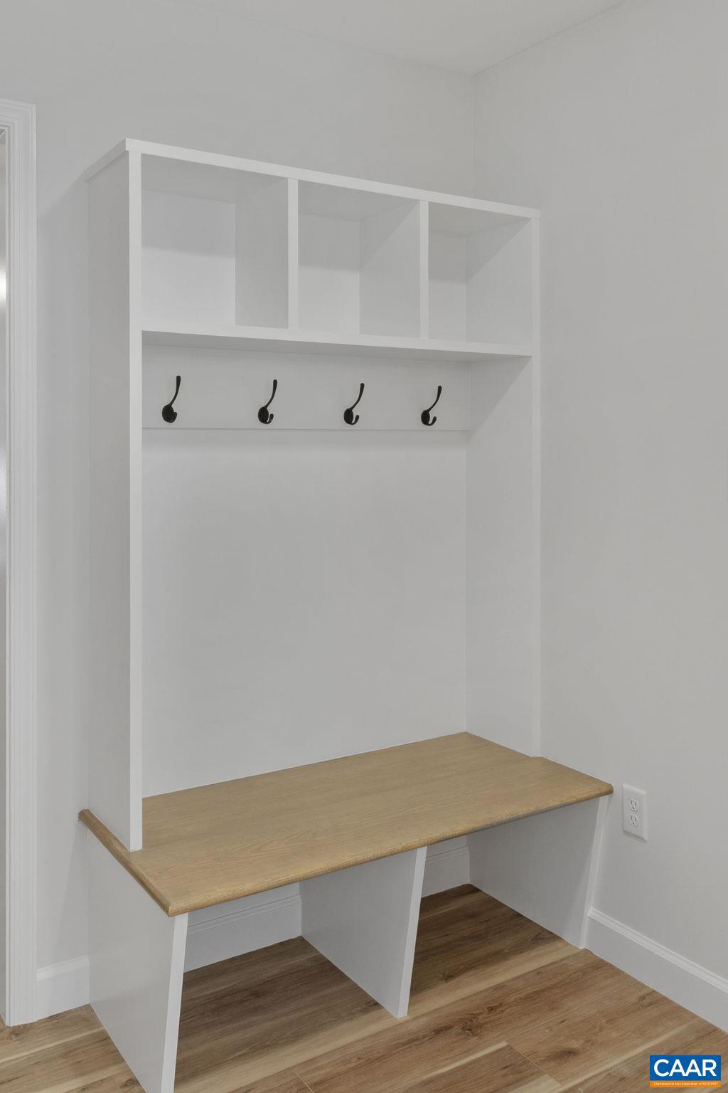 LAKE MONTICELLO - Residential