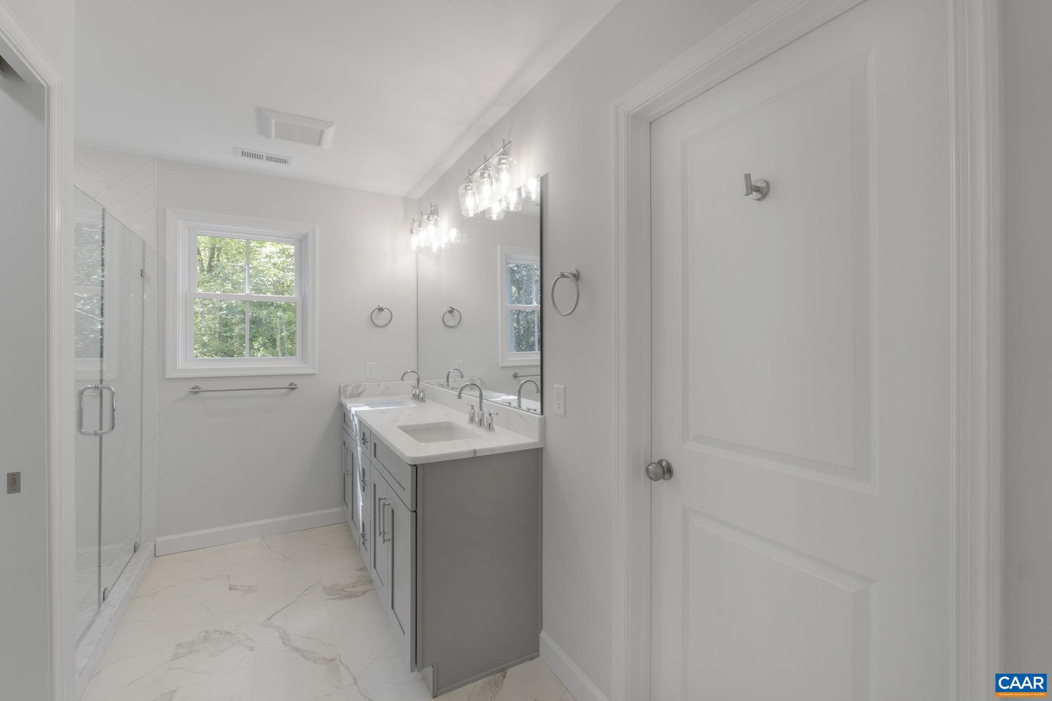 LAKE MONTICELLO - Residential