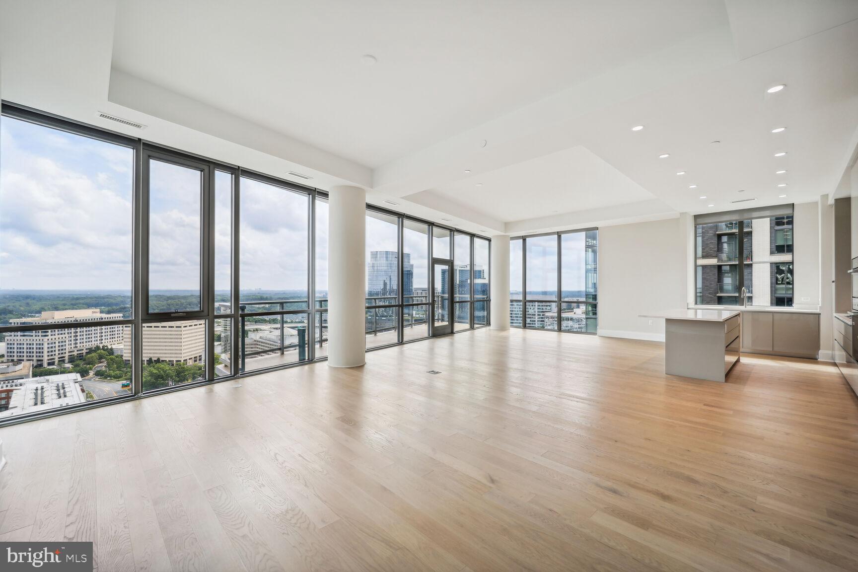 TYSONS CORNER - Residential