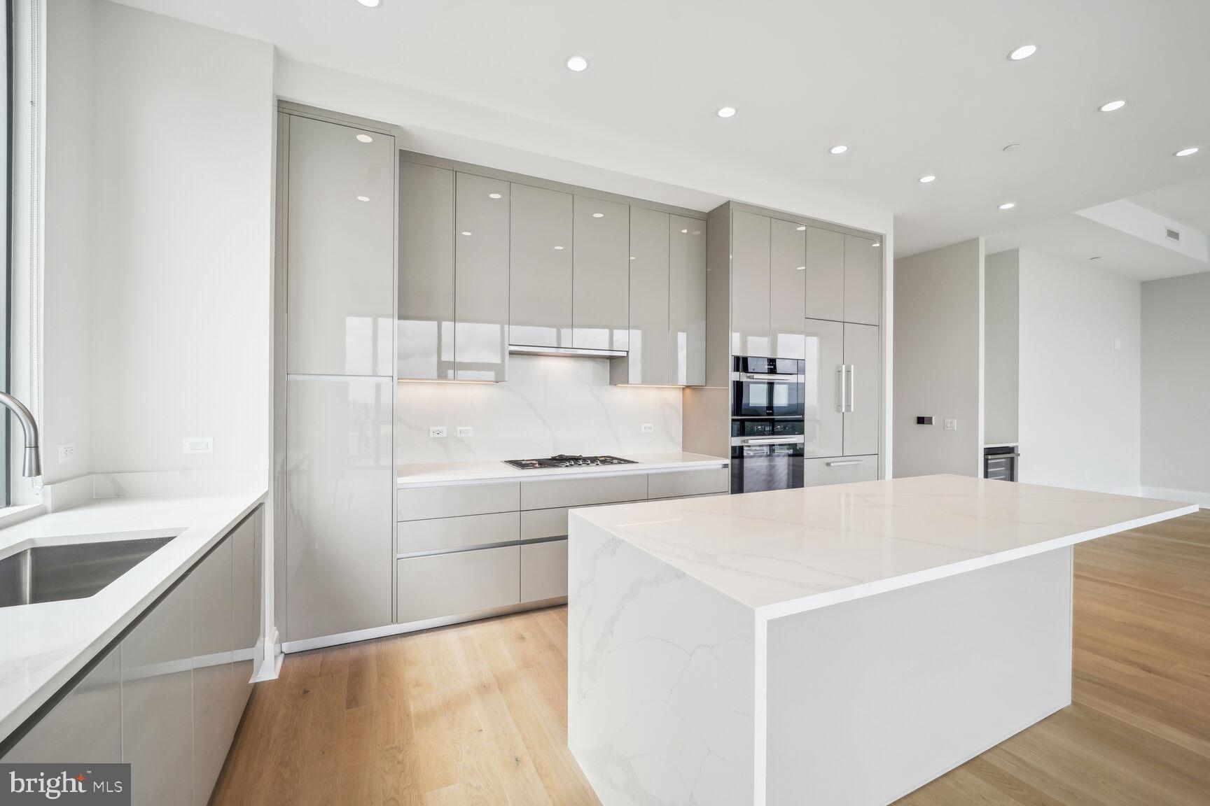 TYSONS CORNER - Residential