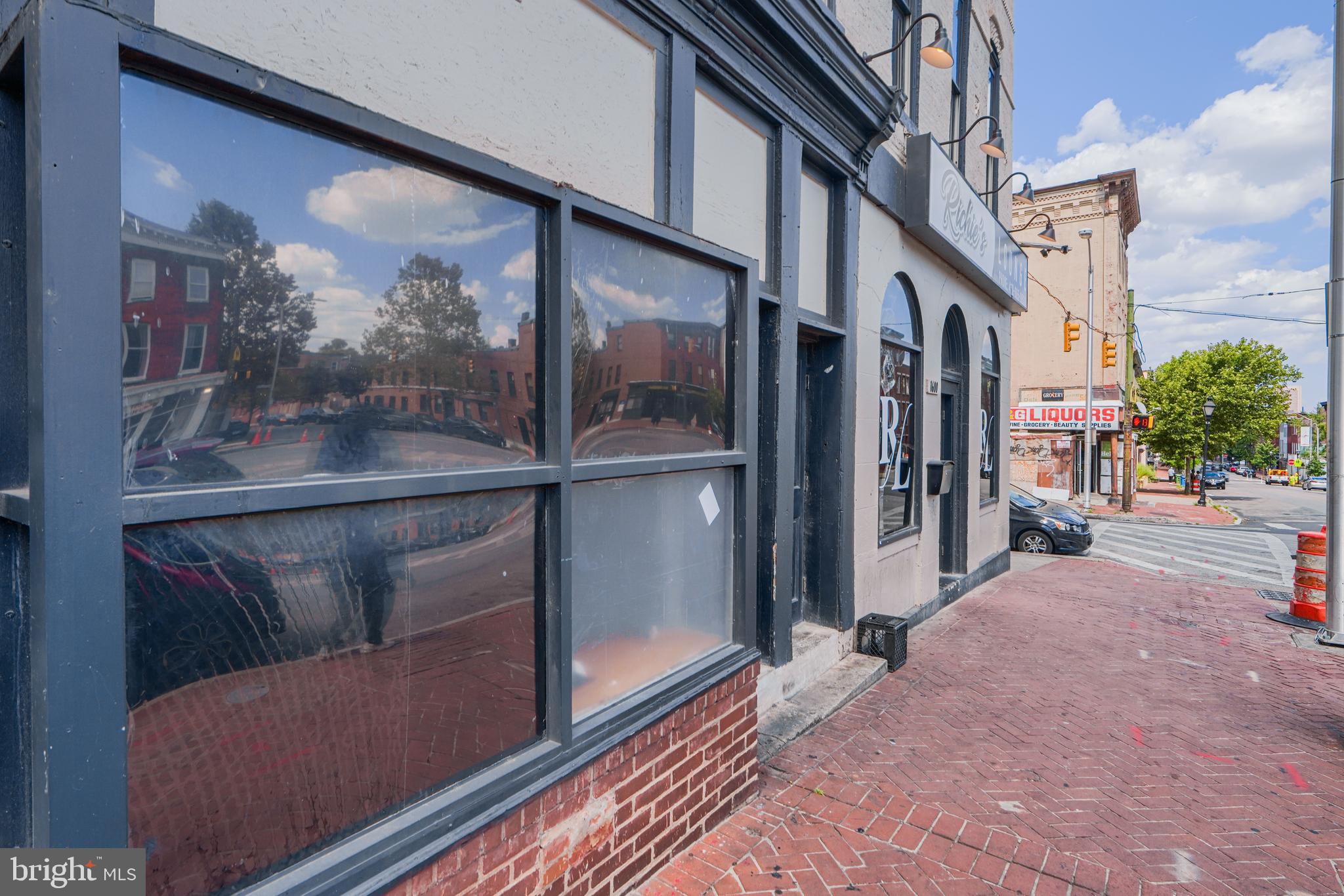1600 W BALTIMORE STREET