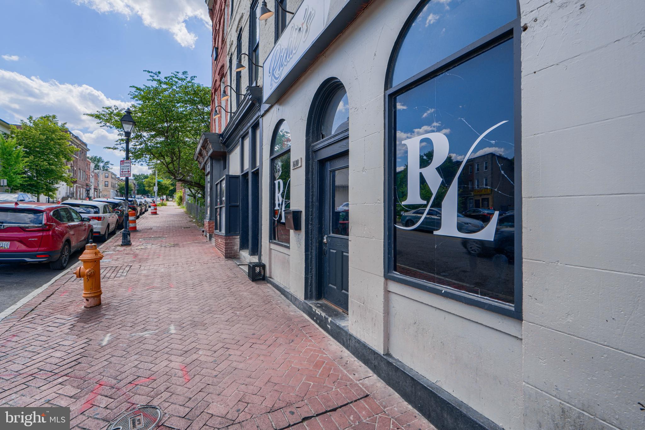 1600 W BALTIMORE STREET