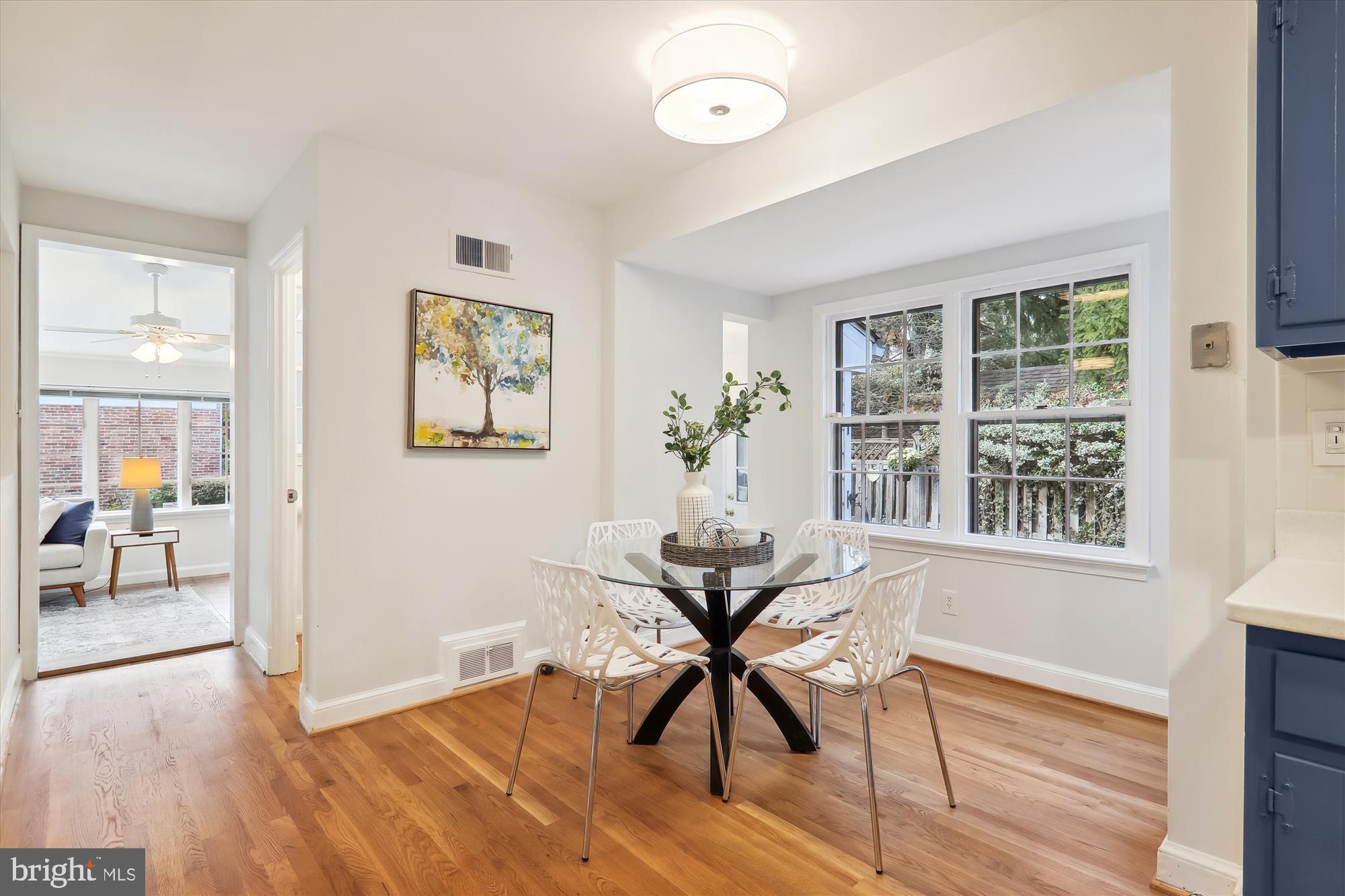 MONTROSE WOODS - Residential