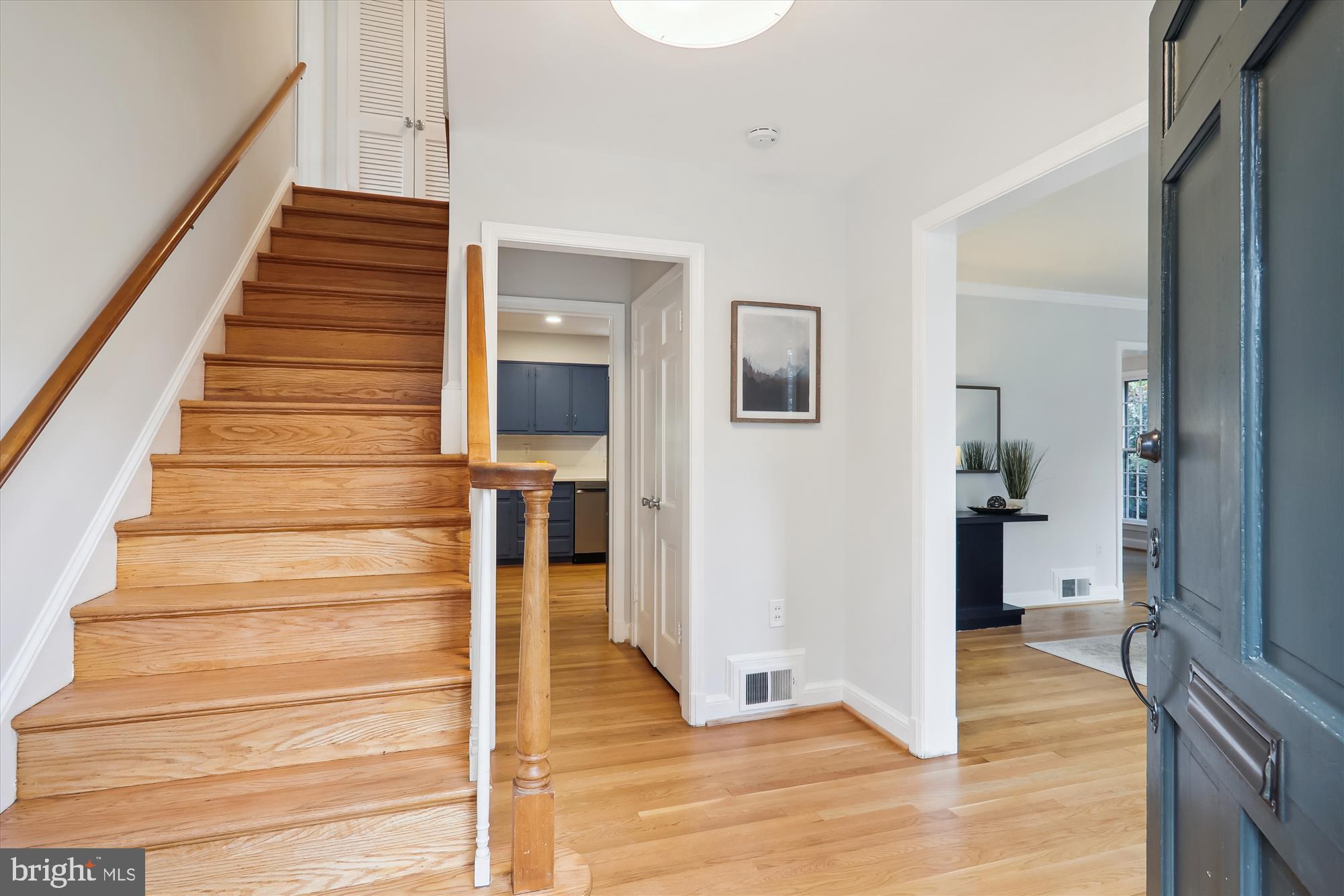 MONTROSE WOODS - Residential