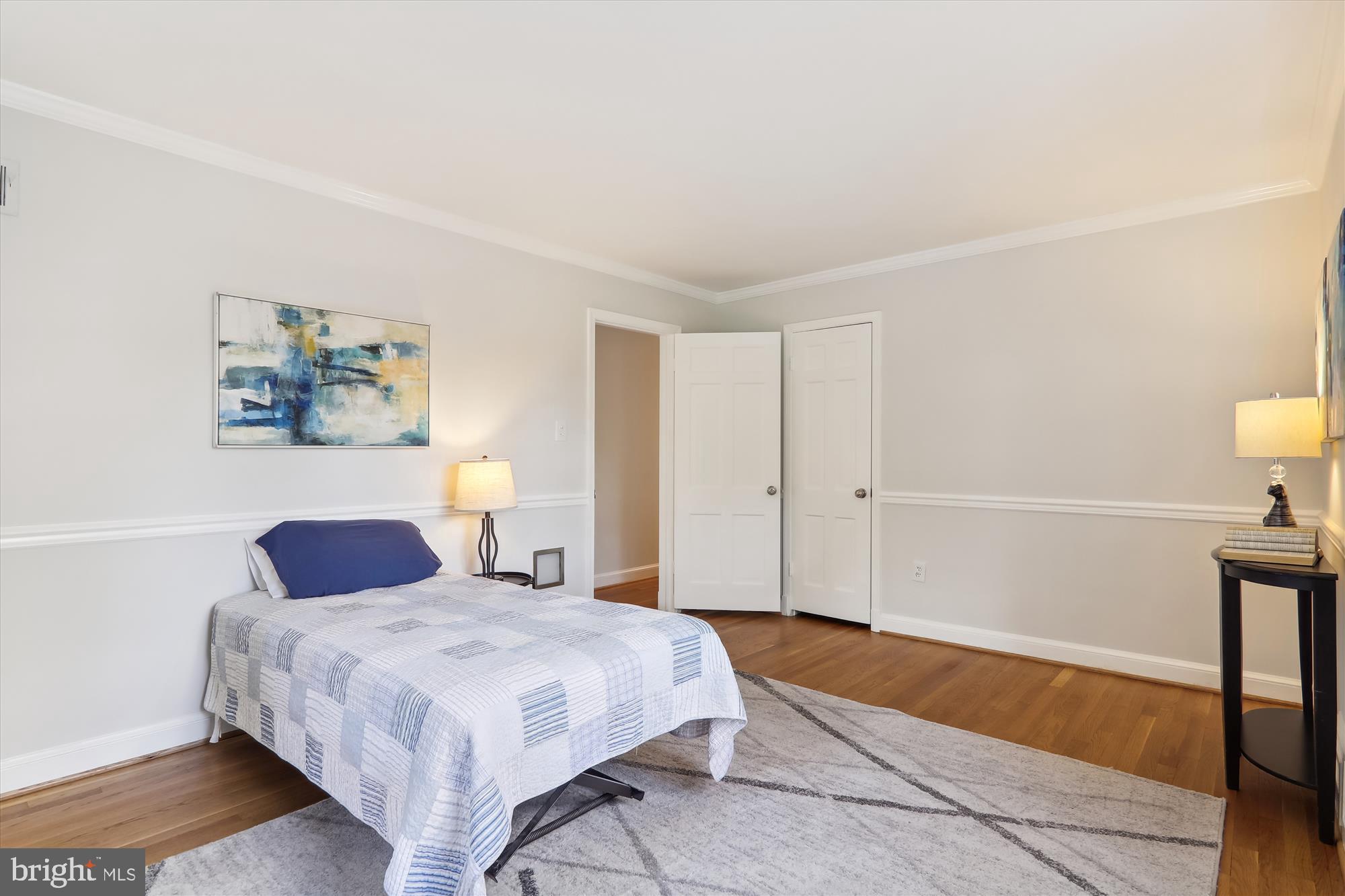 MONTROSE WOODS - Residential