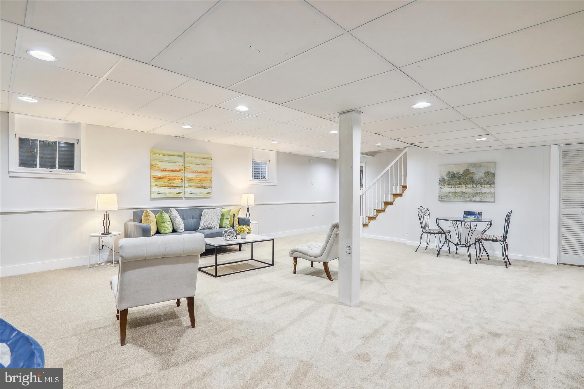 MONTROSE WOODS - Residential