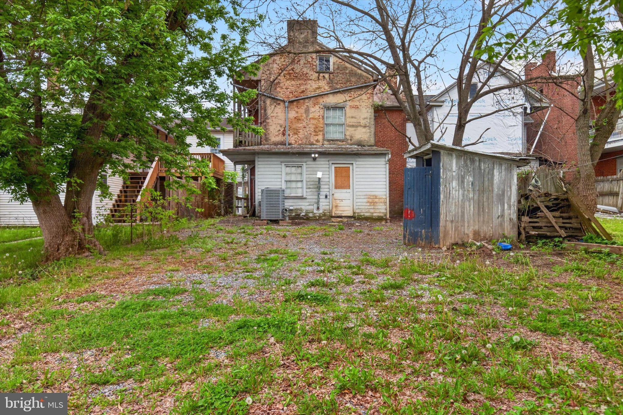 NEWVILLE BOROUGH - Residential