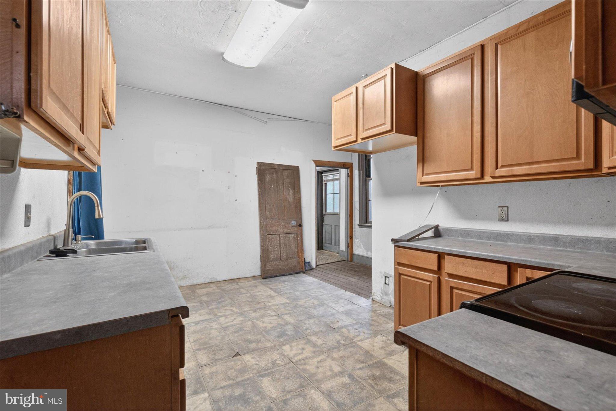 NEWVILLE BOROUGH - Residential