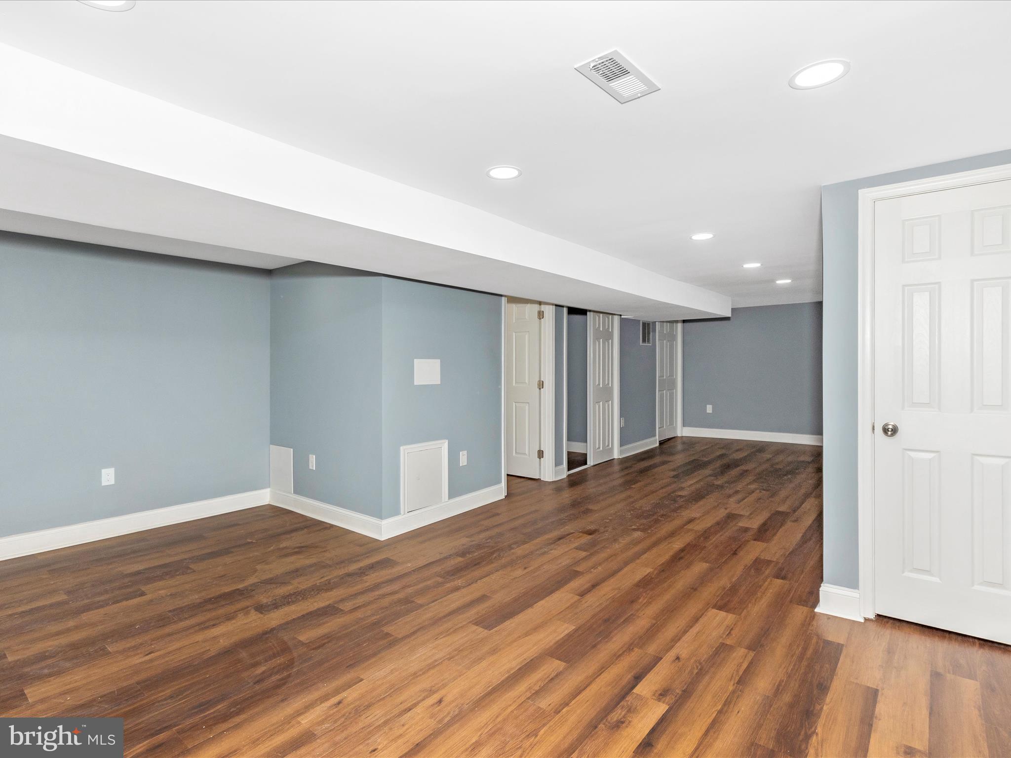 PARK HEIGHTS - Residential Lease