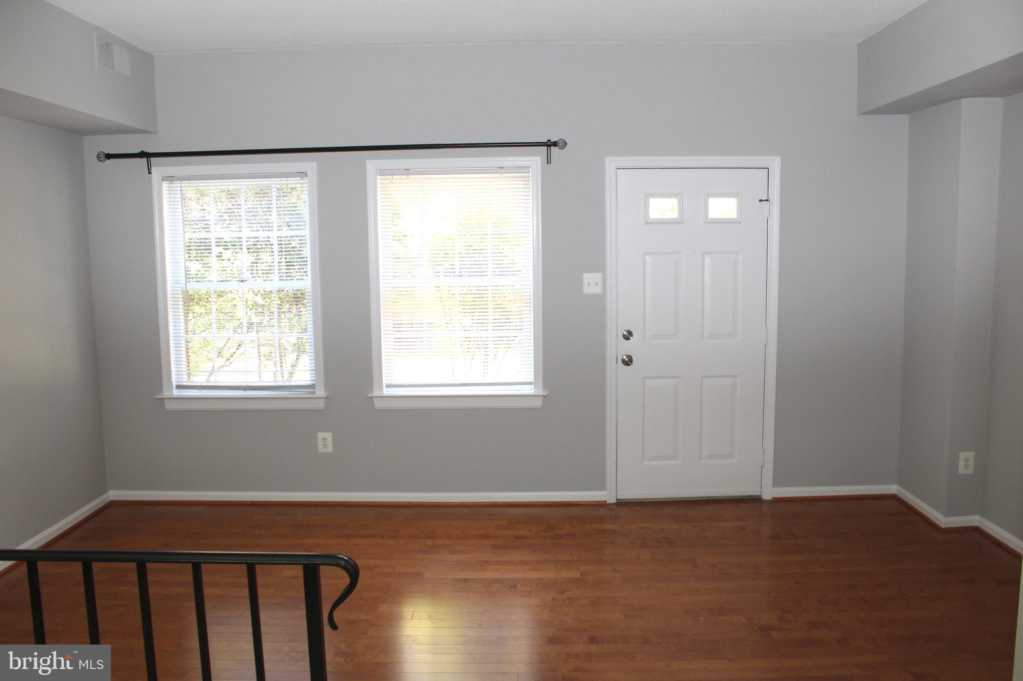 BEDFORD PARK - Residential Lease