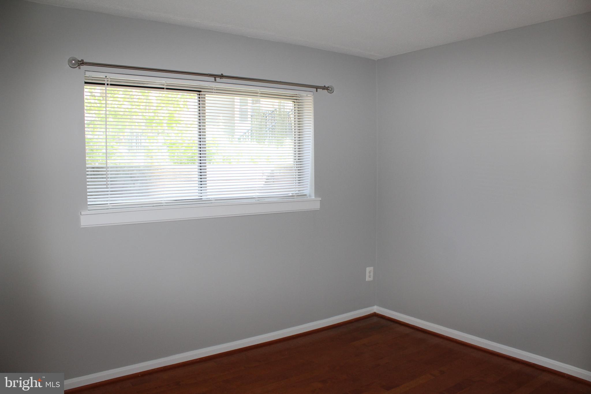 BEDFORD PARK - Residential Lease