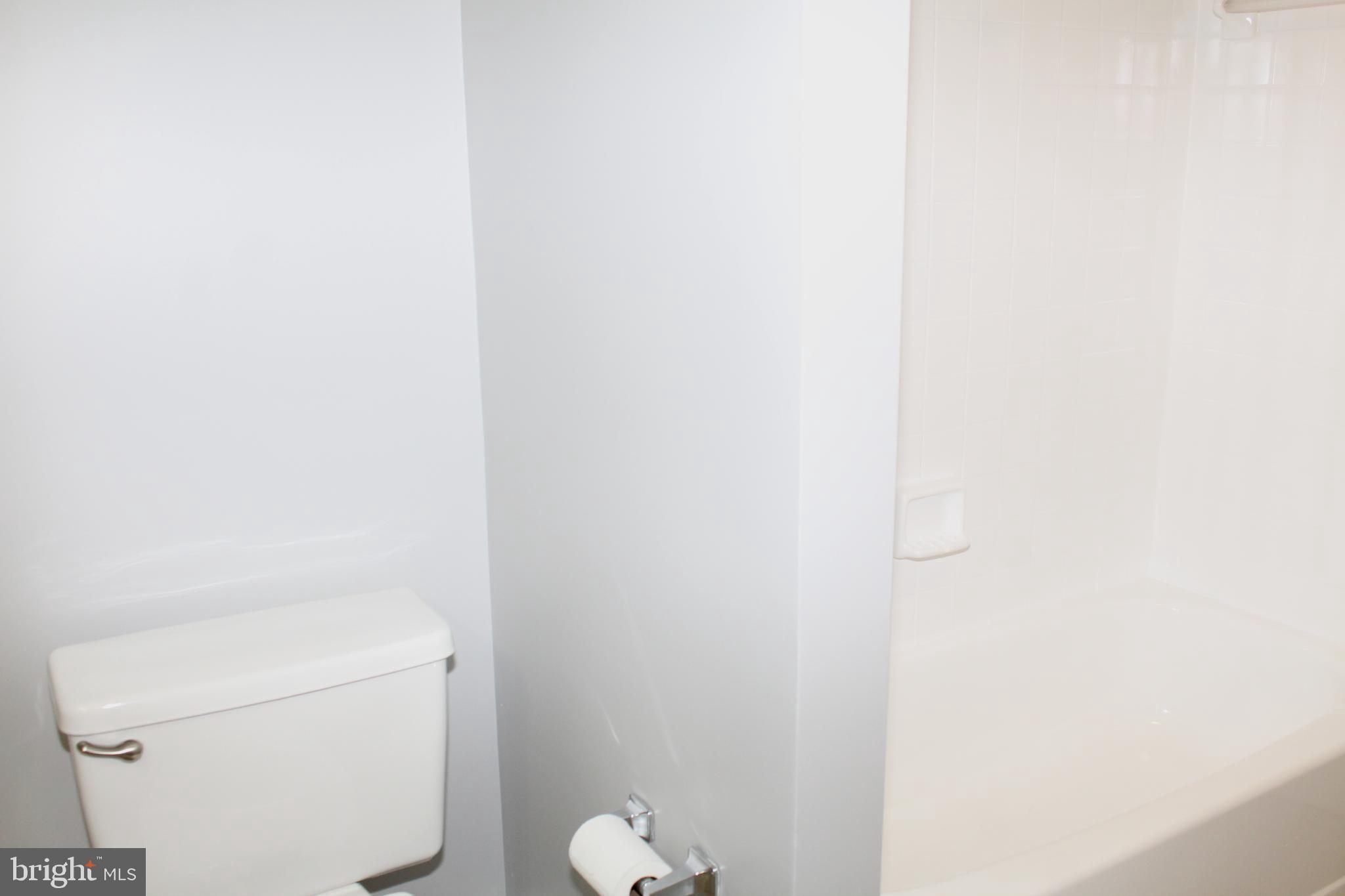 BEDFORD PARK - Residential Lease