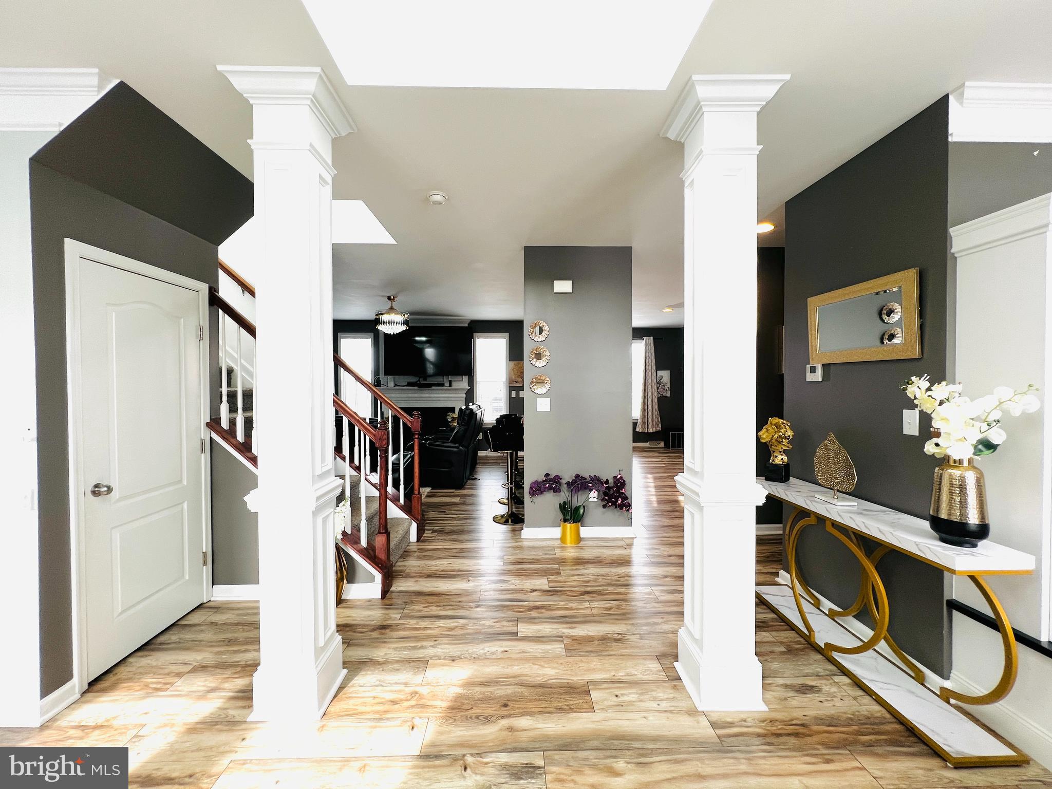 182 FOX HOLLOW DRIVE