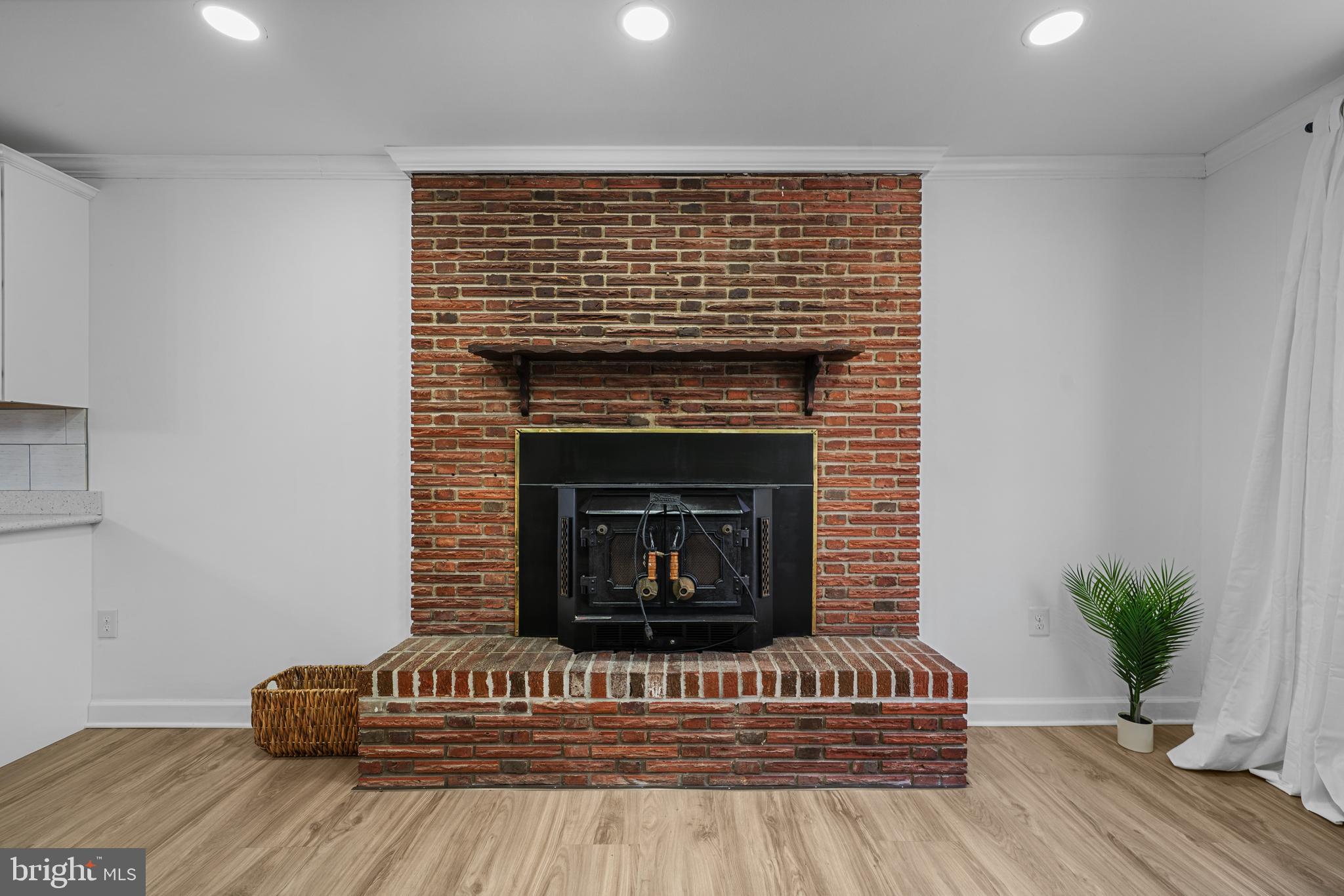 KENWOOD BEACH - Residential