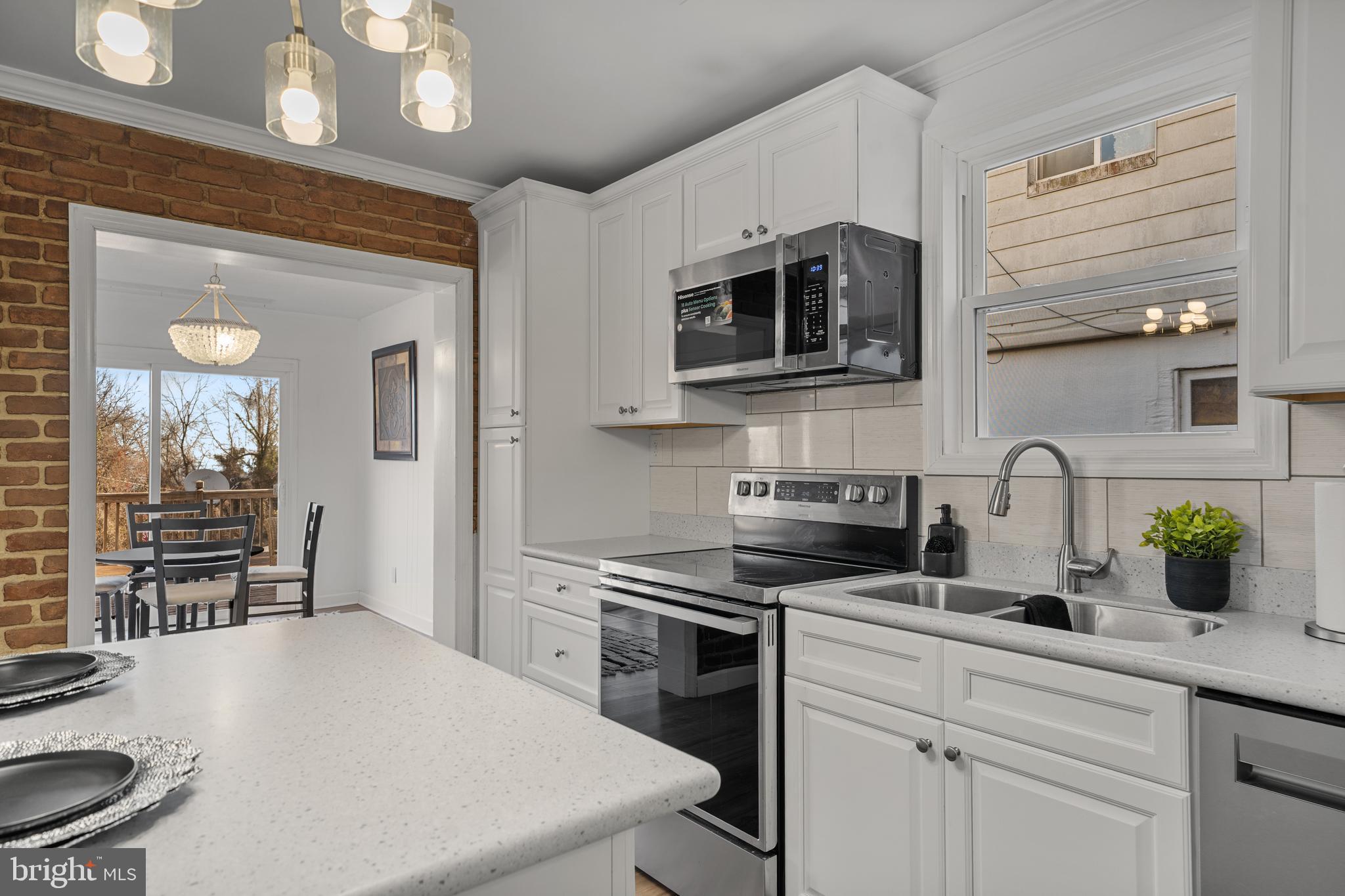 KENWOOD BEACH - Residential