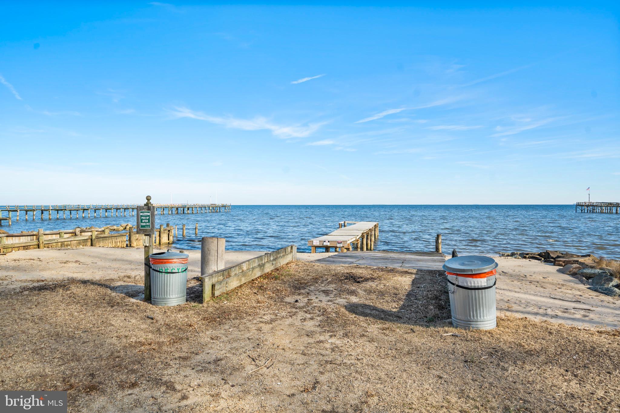 KENWOOD BEACH - Residential