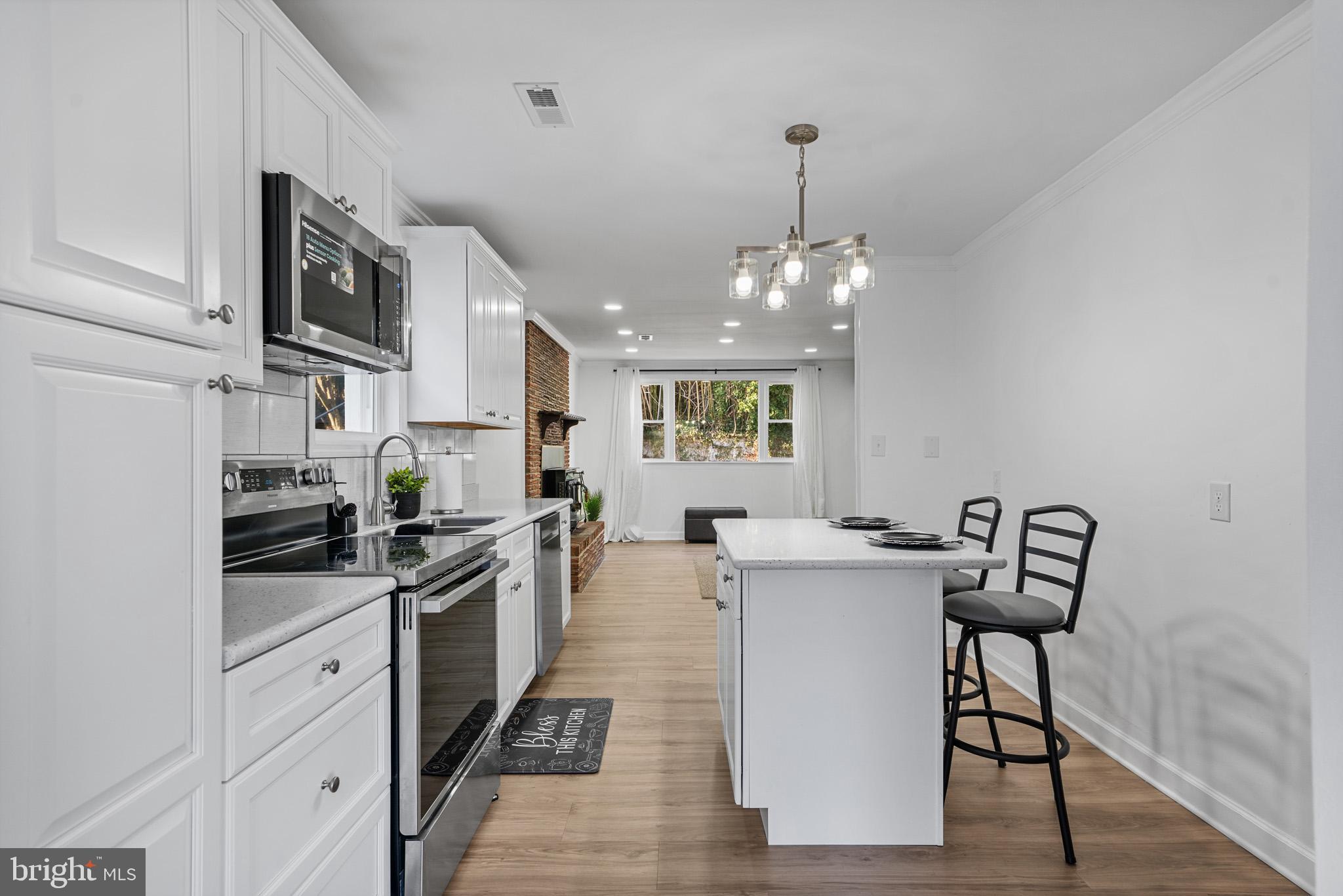 KENWOOD BEACH - Residential