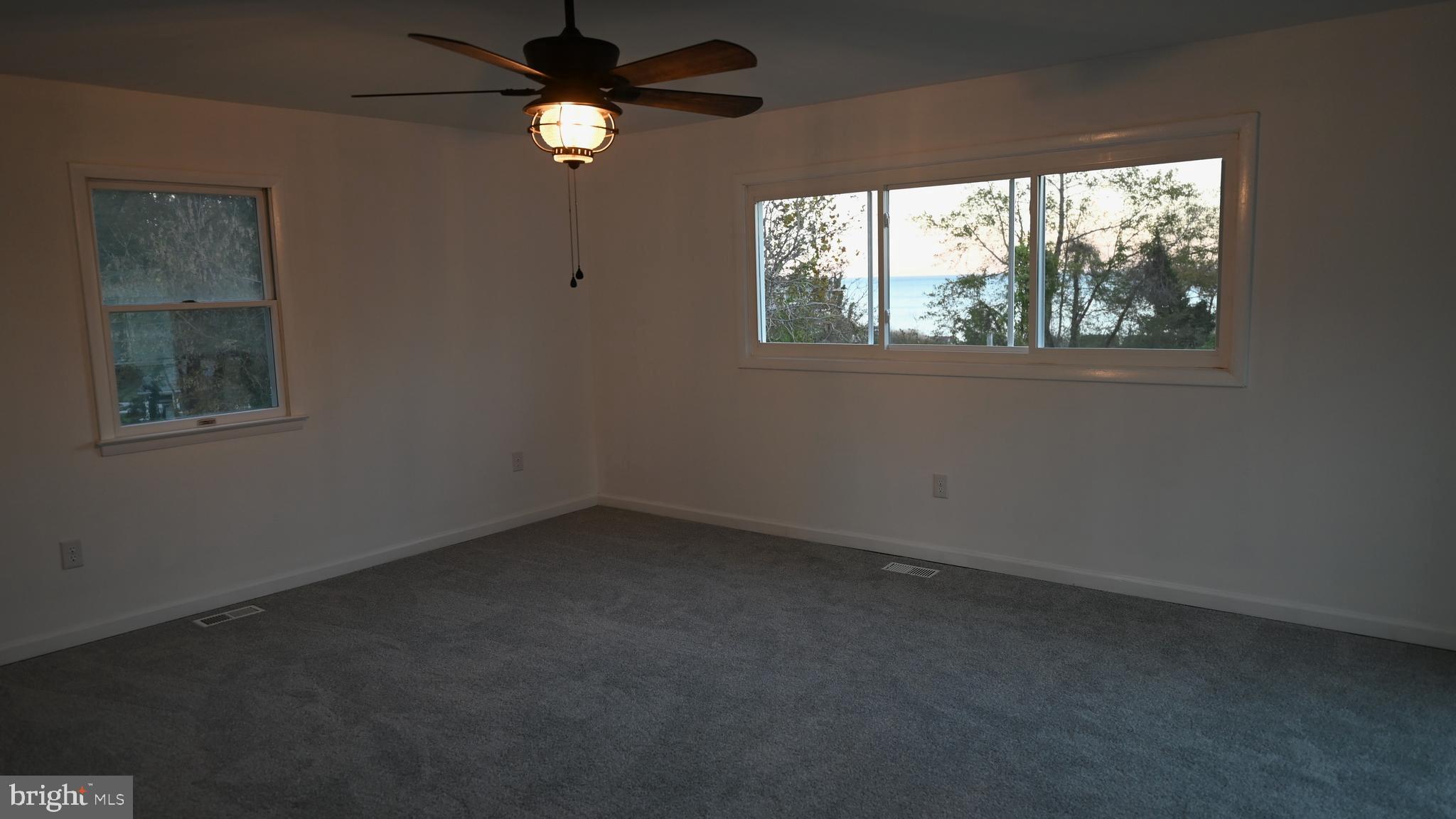 KENWOOD BEACH - Residential