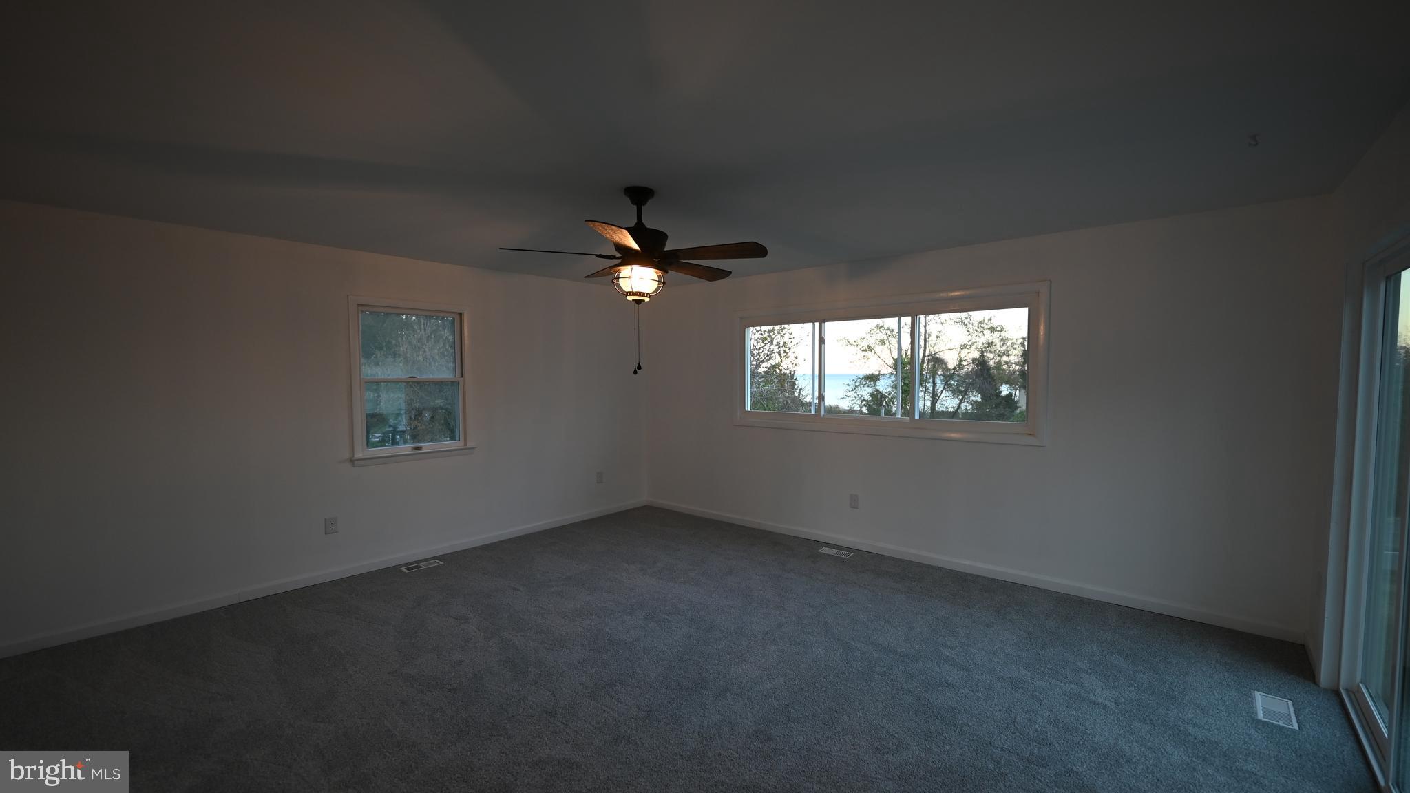 KENWOOD BEACH - Residential