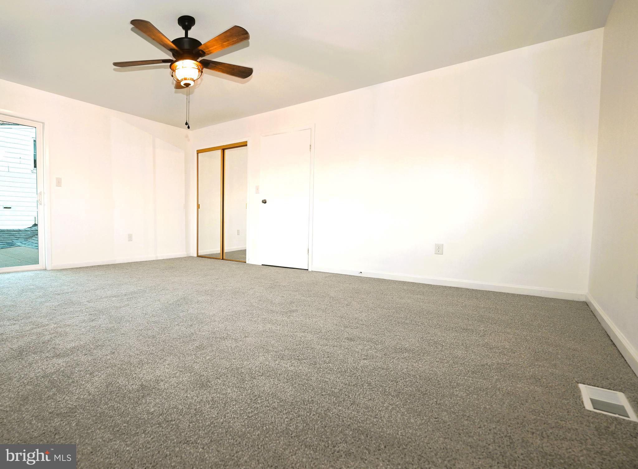 KENWOOD BEACH - Residential