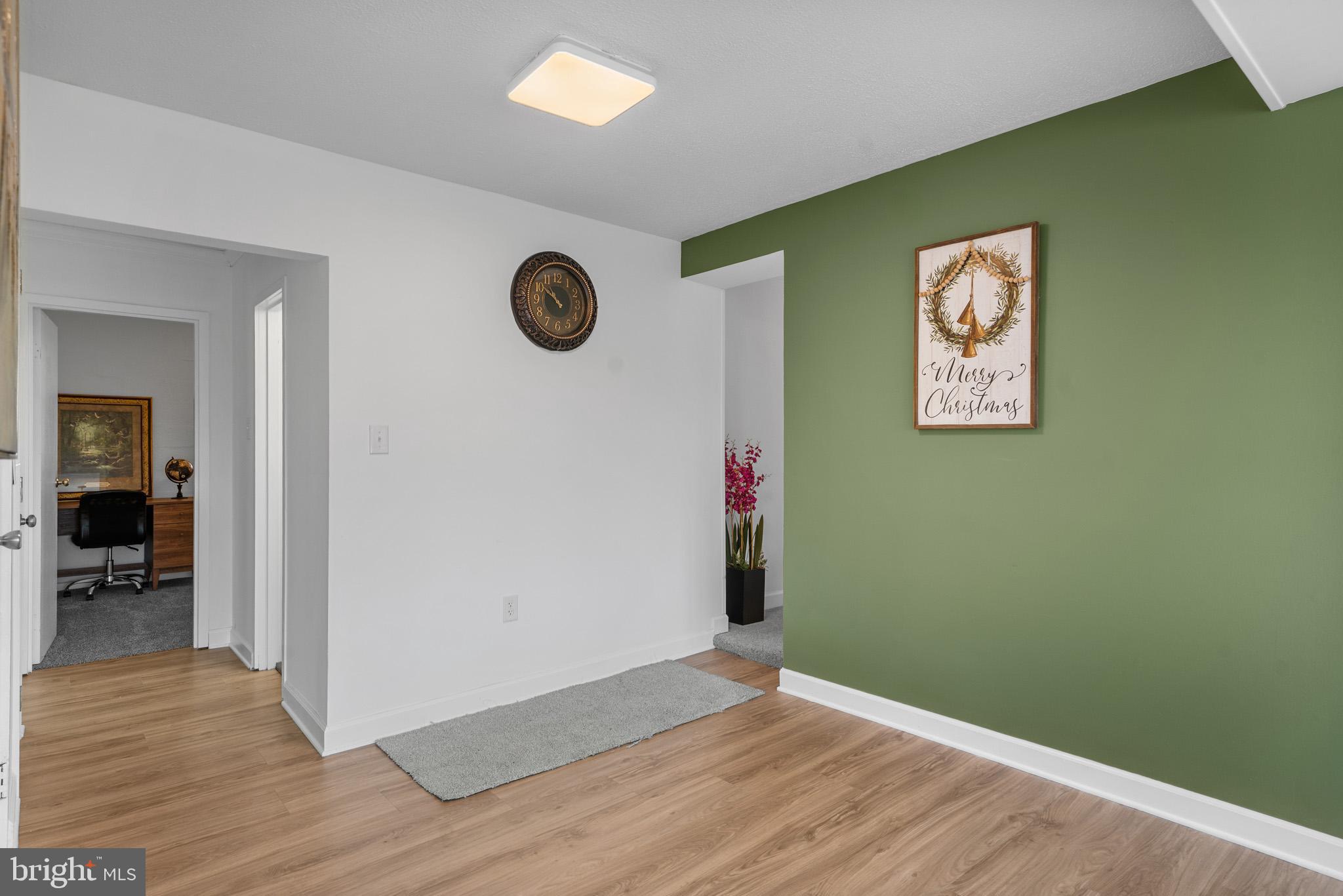 KENWOOD BEACH - Residential